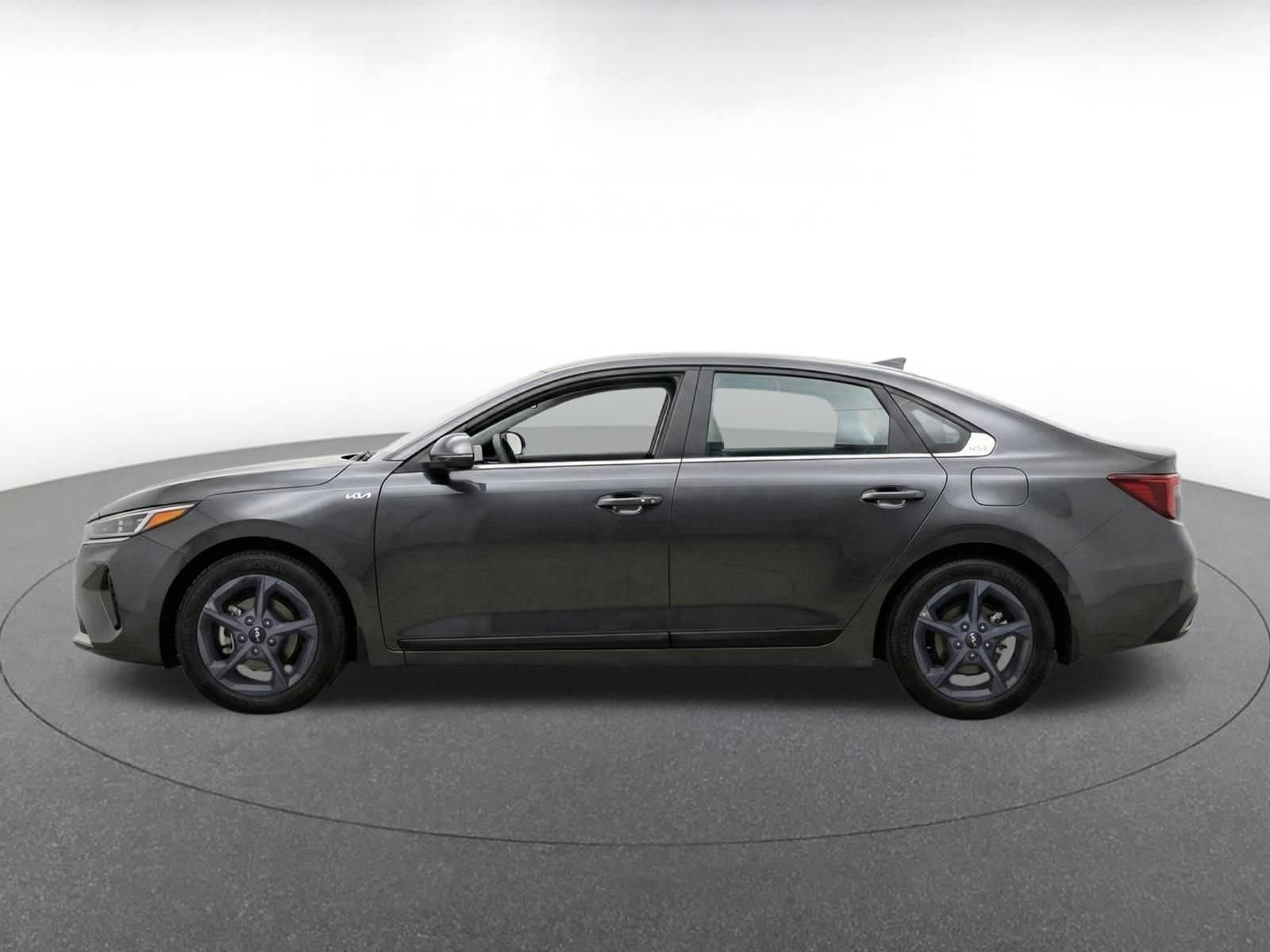 Thumbnail: 2025 Kia K4 - 4