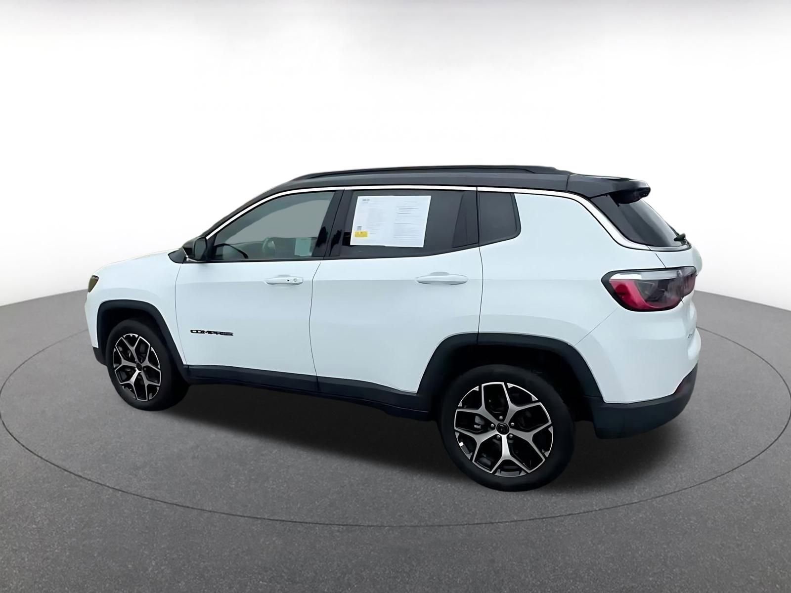 Thumbnail: 2025 Jeep Compass - 10
