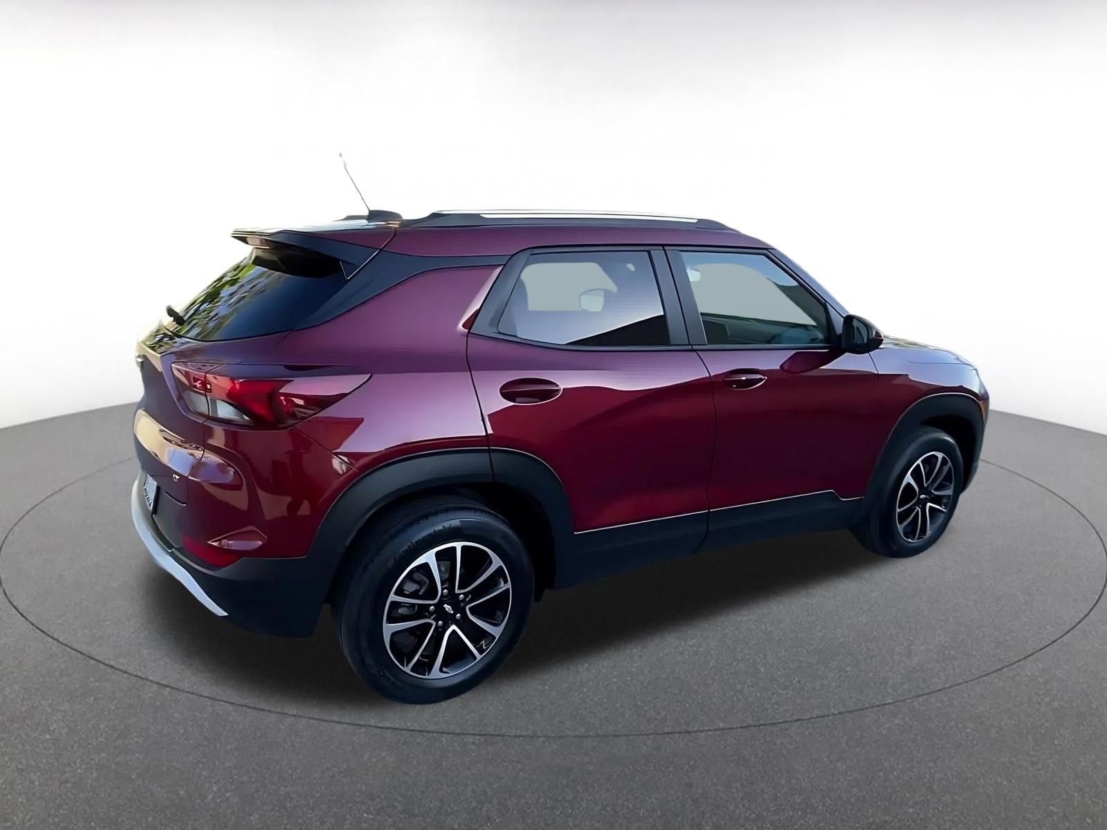 Thumbnail: 2025 Chevrolet TrailBlazer - 15