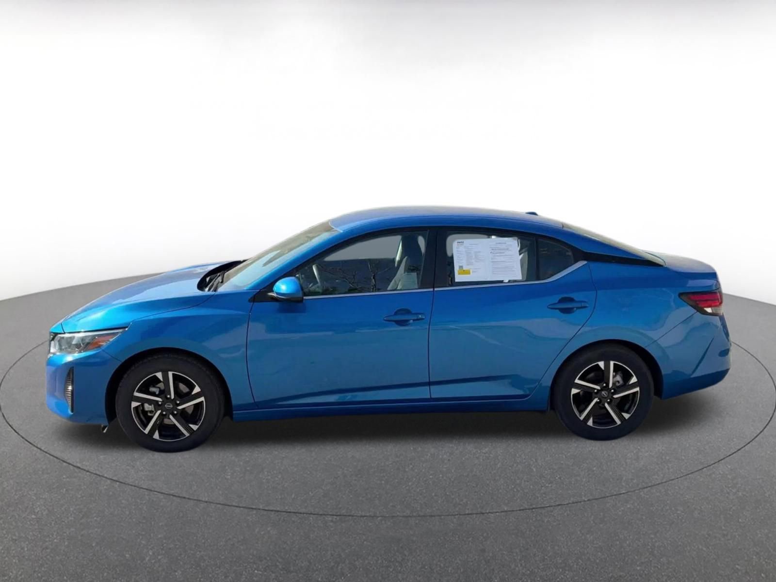 Thumbnail: 2025 Nissan Sentra - 9