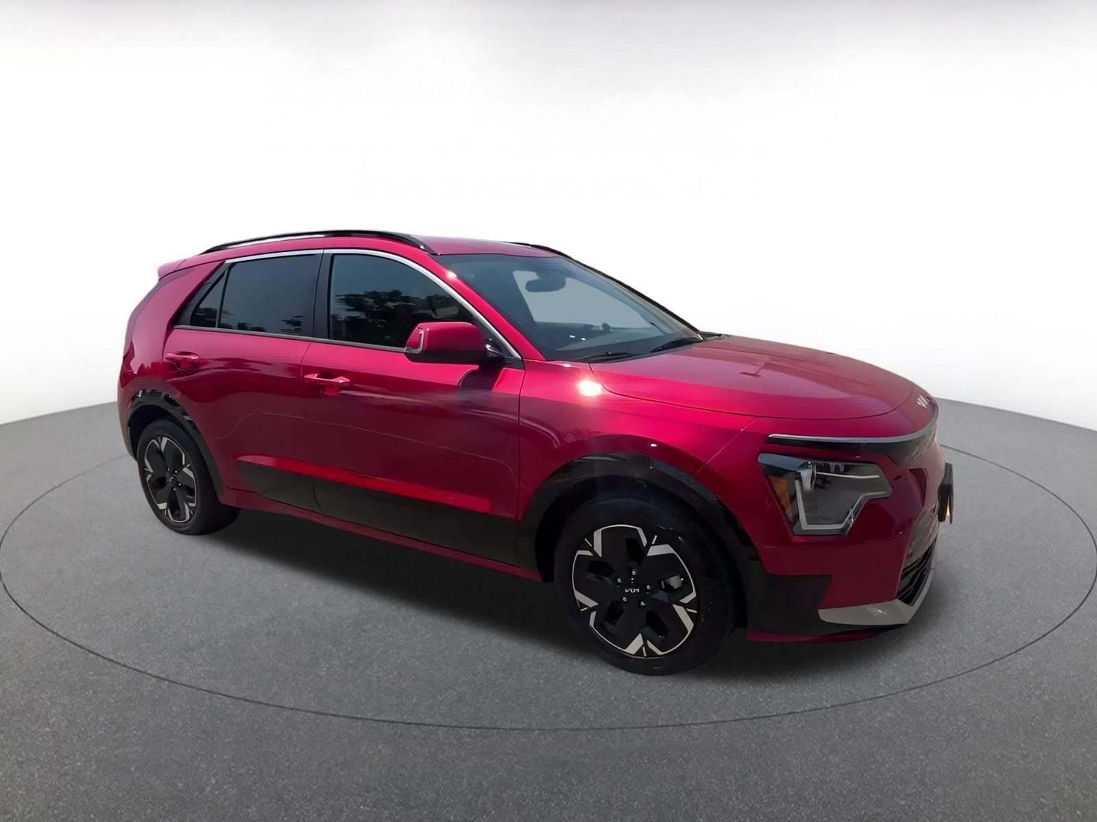 Thumbnail: 2023 Kia Niro - 2