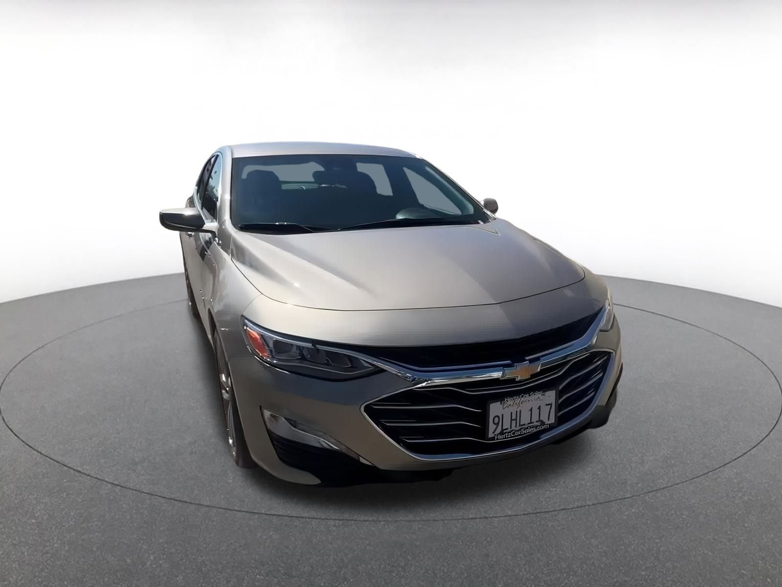 Thumbnail: 2024 Chevrolet Malibu - 3