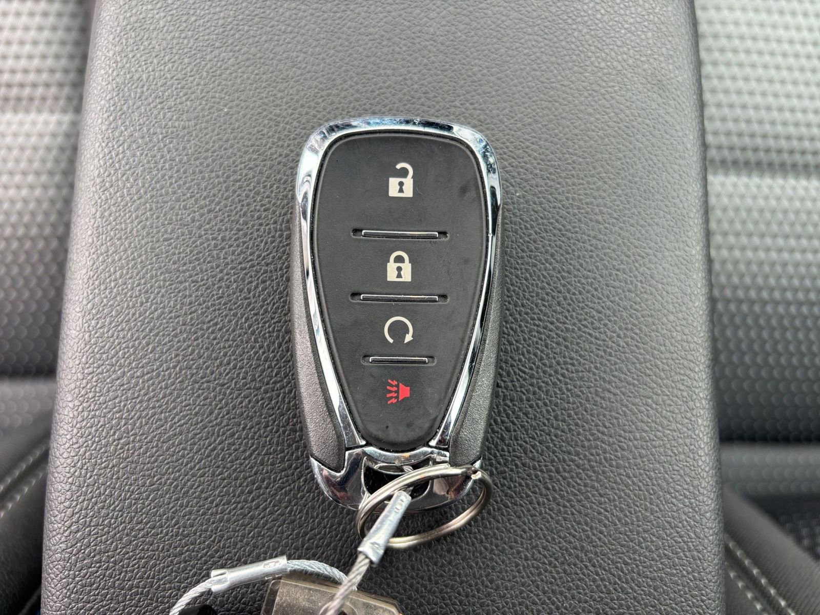 Thumbnail: 2025 Chevrolet Trax - 23