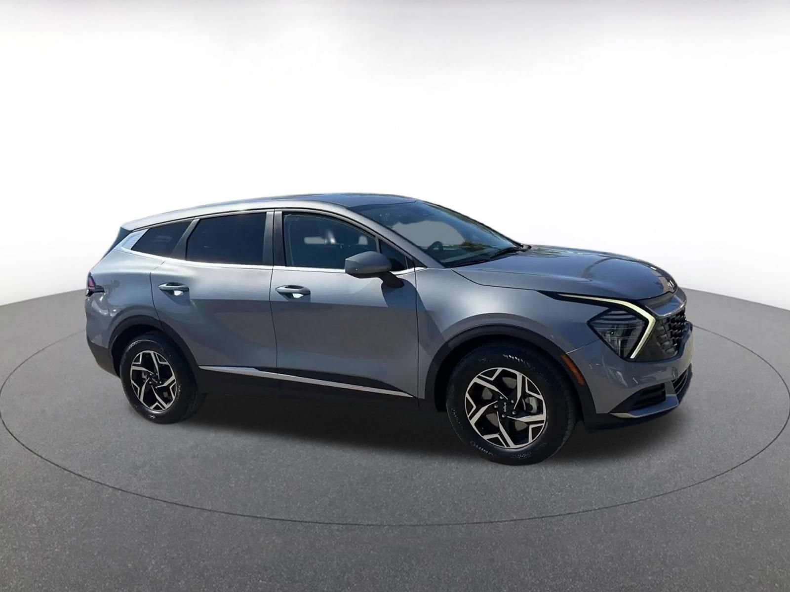 Thumbnail: 2025 Kia Sportage - 2