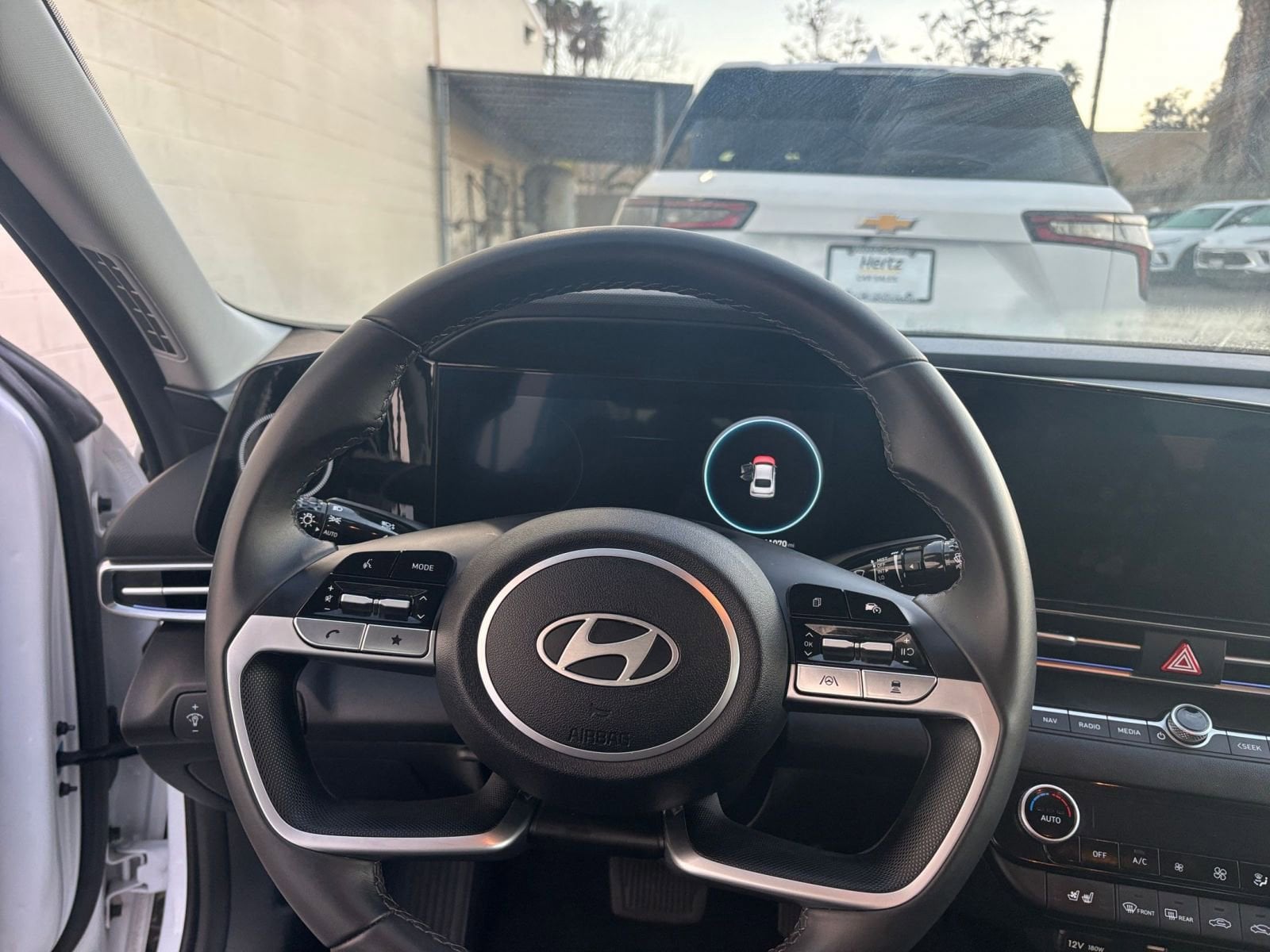 Thumbnail: 2025 Hyundai Elantra - 34