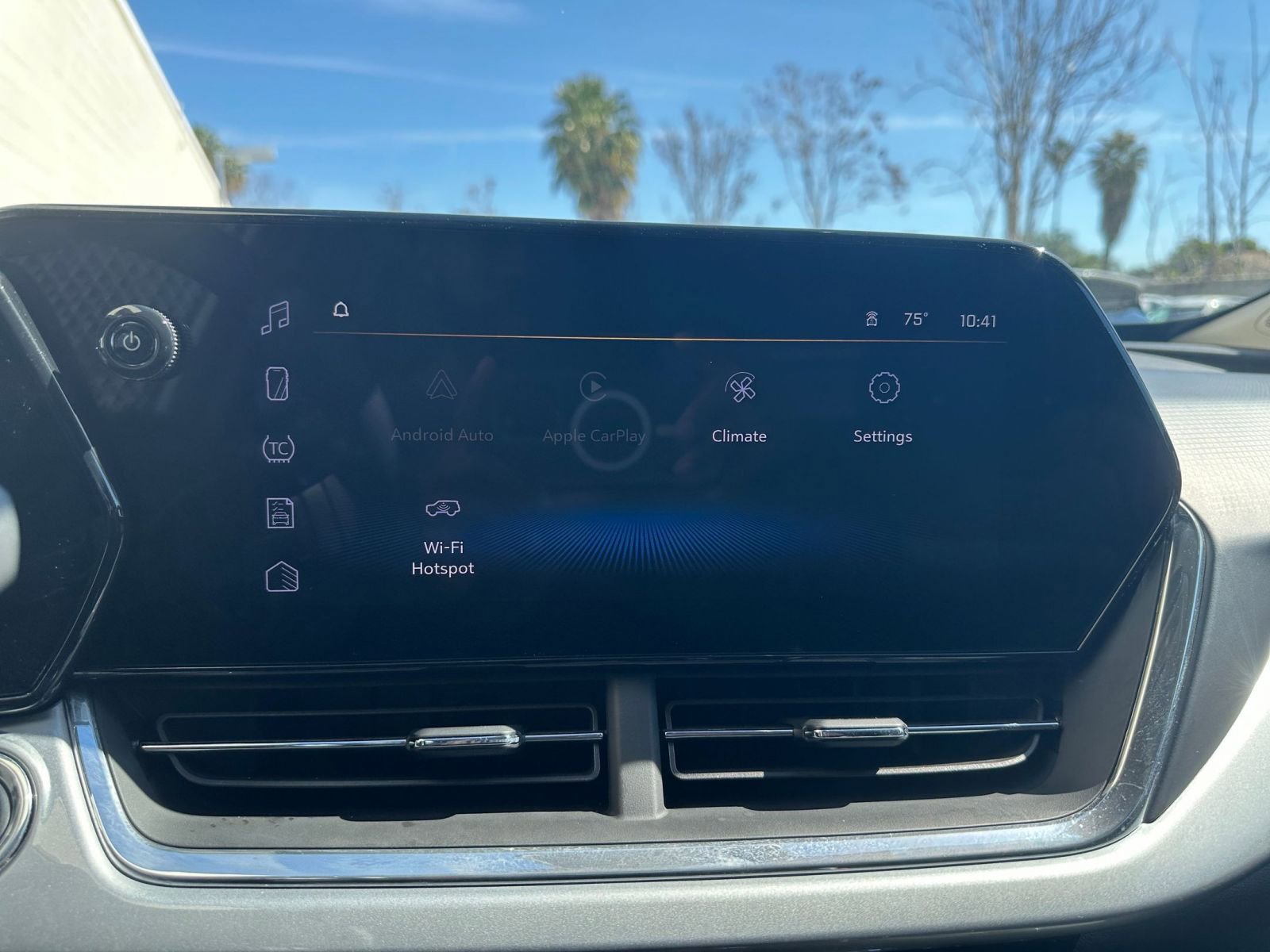 Thumbnail: 2025 Chevrolet Trax - 20