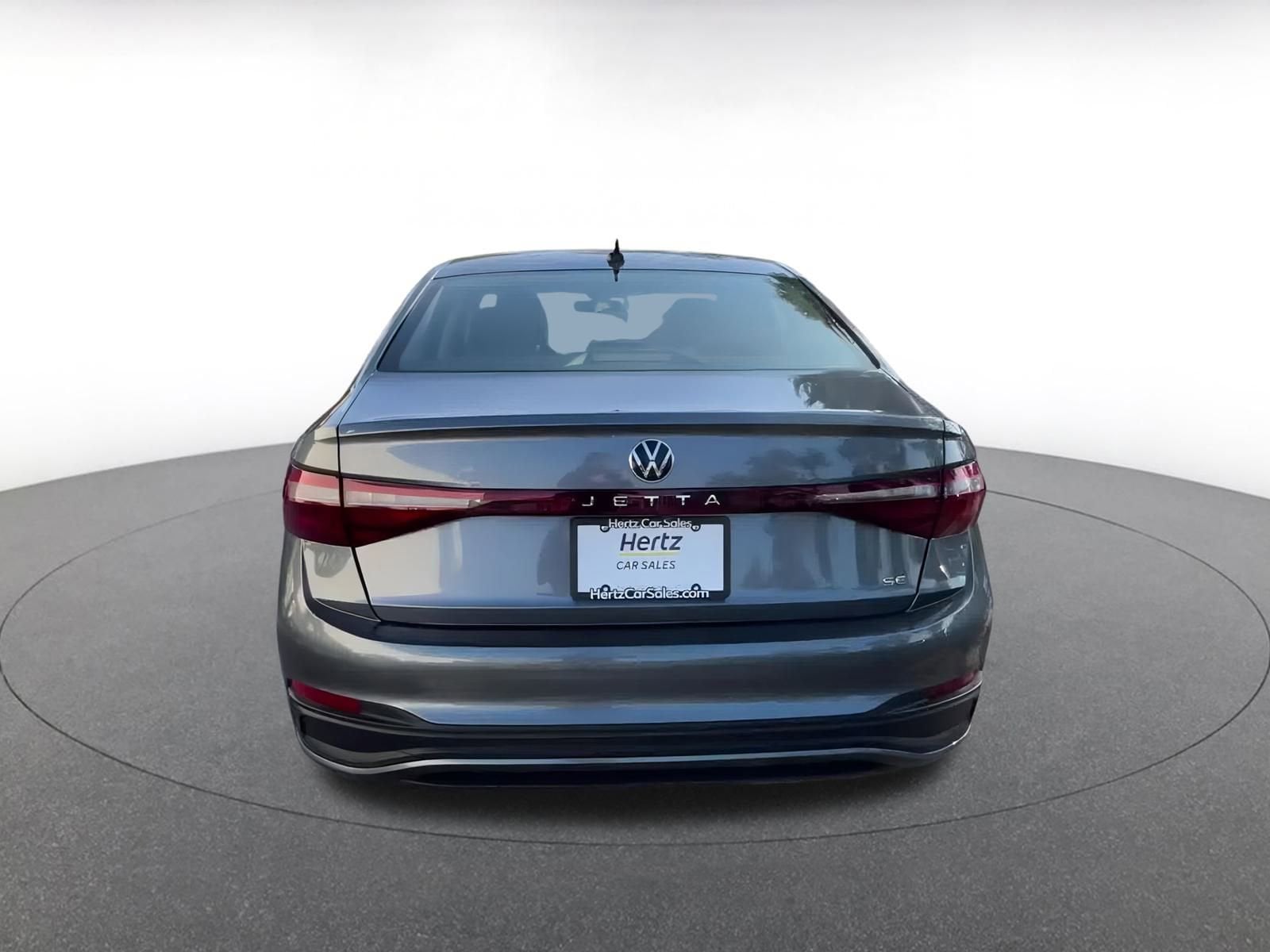 Thumbnail: 2025 Volkswagen Jetta - 18