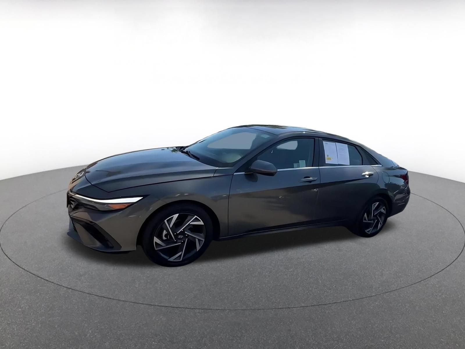 Thumbnail: 2025 Hyundai Elantra - 8