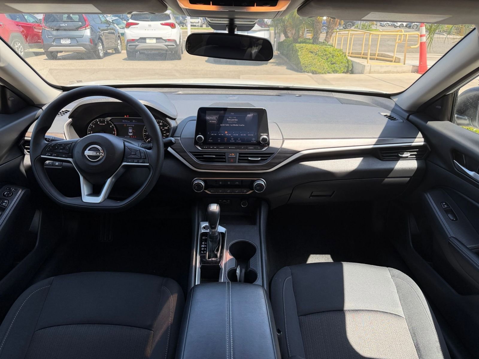 Thumbnail: 2025 Nissan Altima - 32