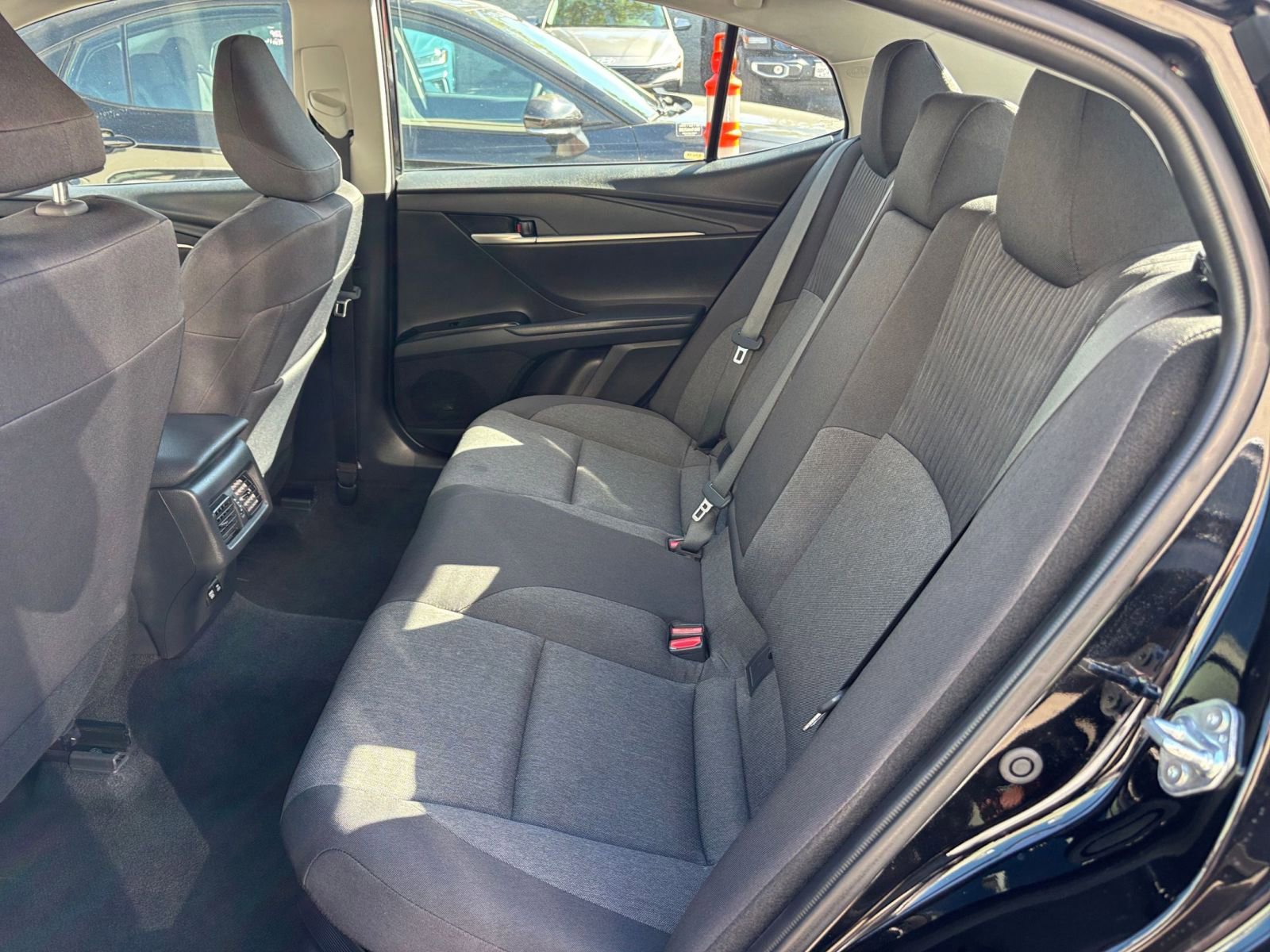 Thumbnail: 2025 Toyota Camry - 25