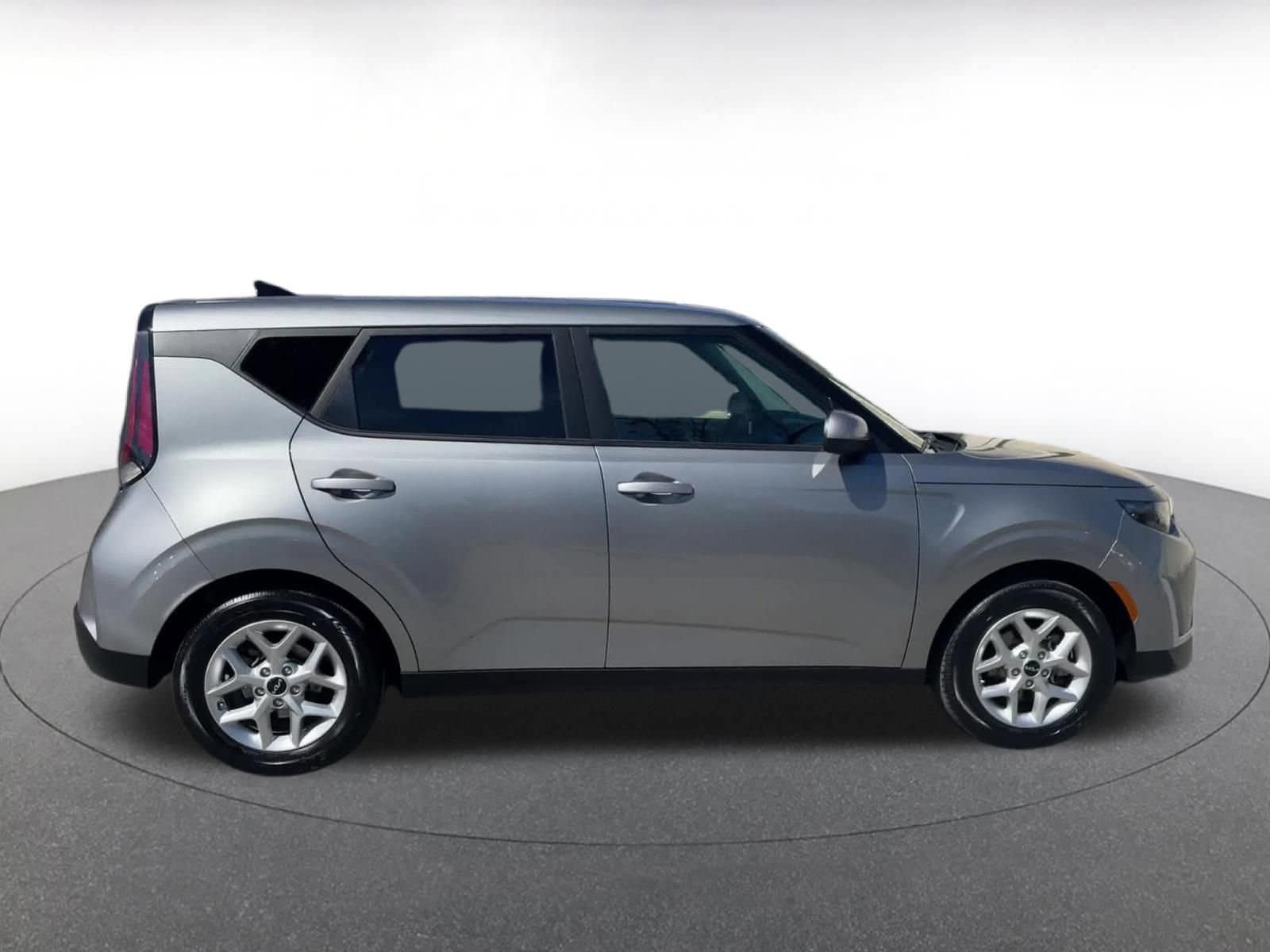 Thumbnail: 2025 Kia Soul - 16