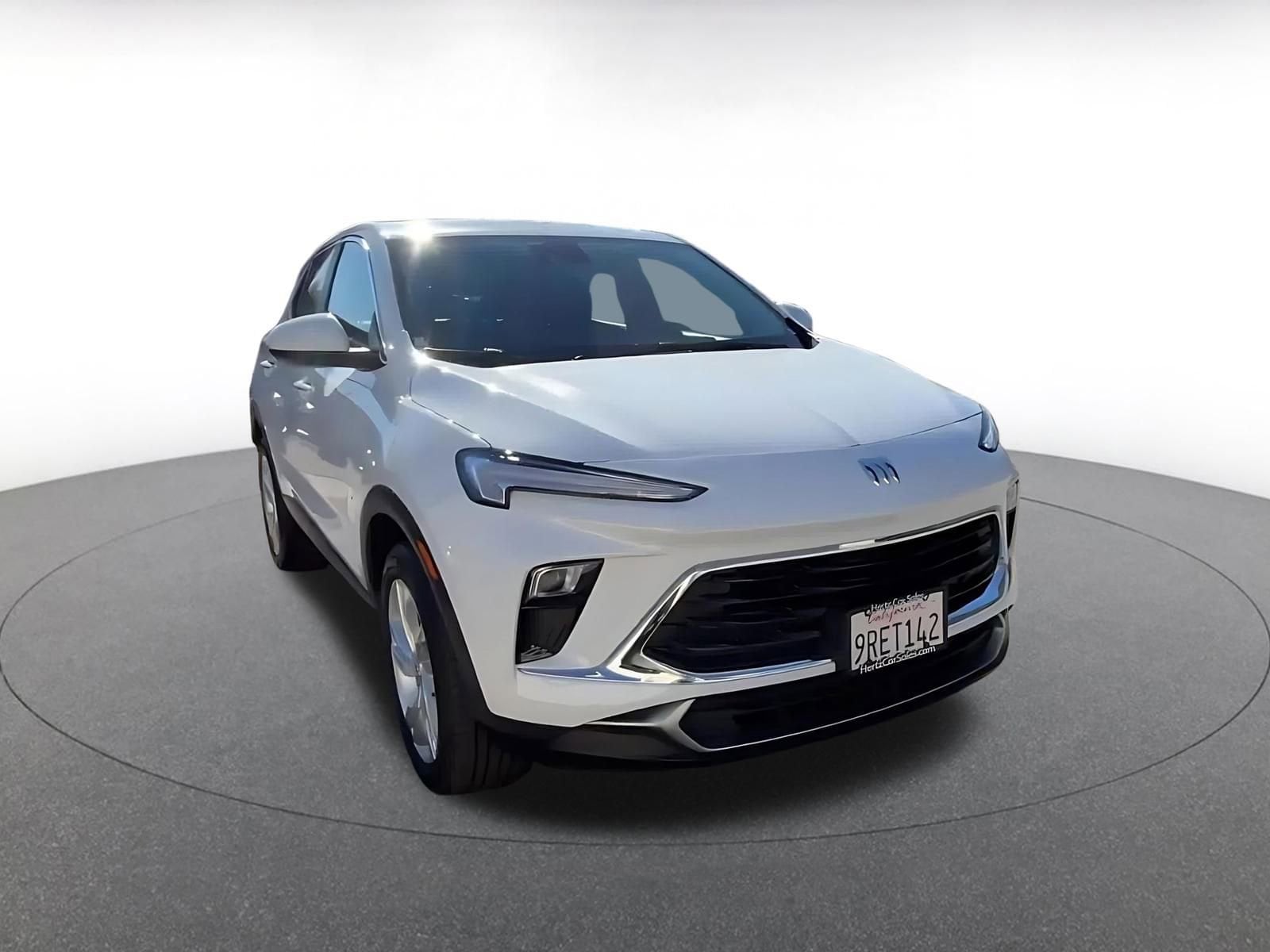 Thumbnail: 2025 Buick Encore GX - 3