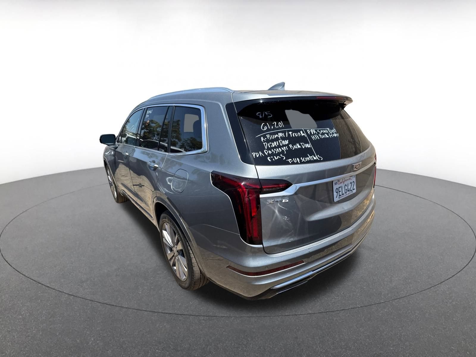 Thumbnail: 2023 Cadillac XT6 - 12