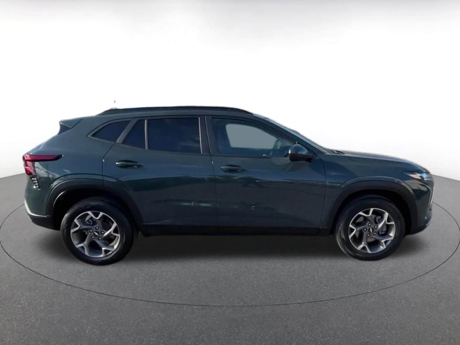 Thumbnail: 2025 Chevrolet Trax - 16