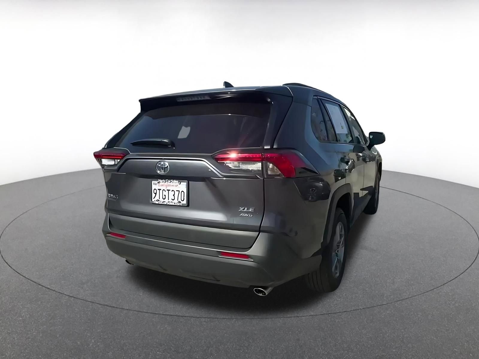 Thumbnail: 2025 Toyota RAV4 - 15