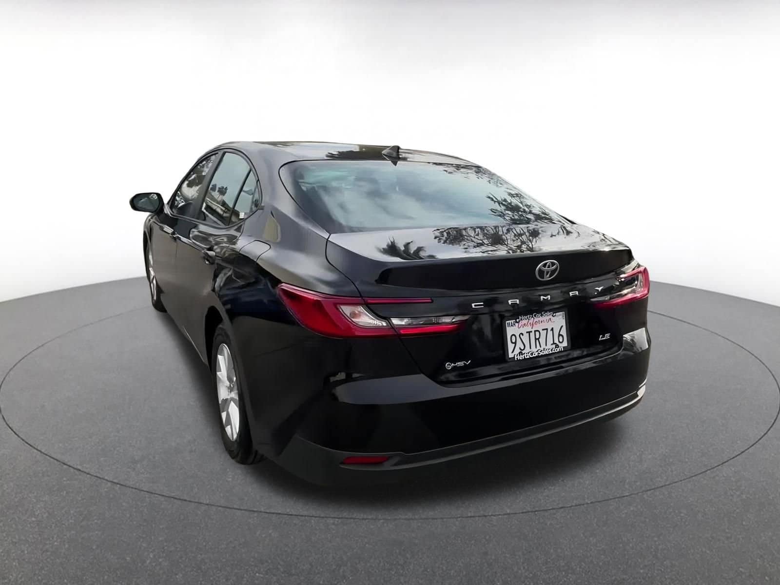 Thumbnail: 2025 Toyota Camry - 11