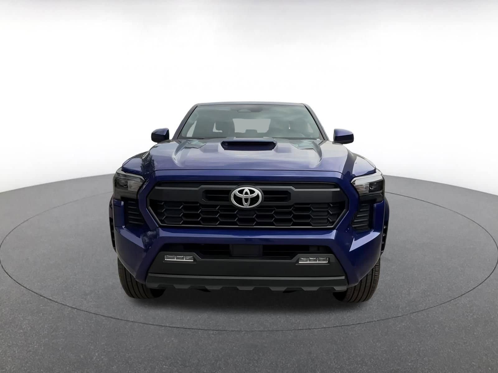 Thumbnail: 2024 Toyota Tacoma - 4