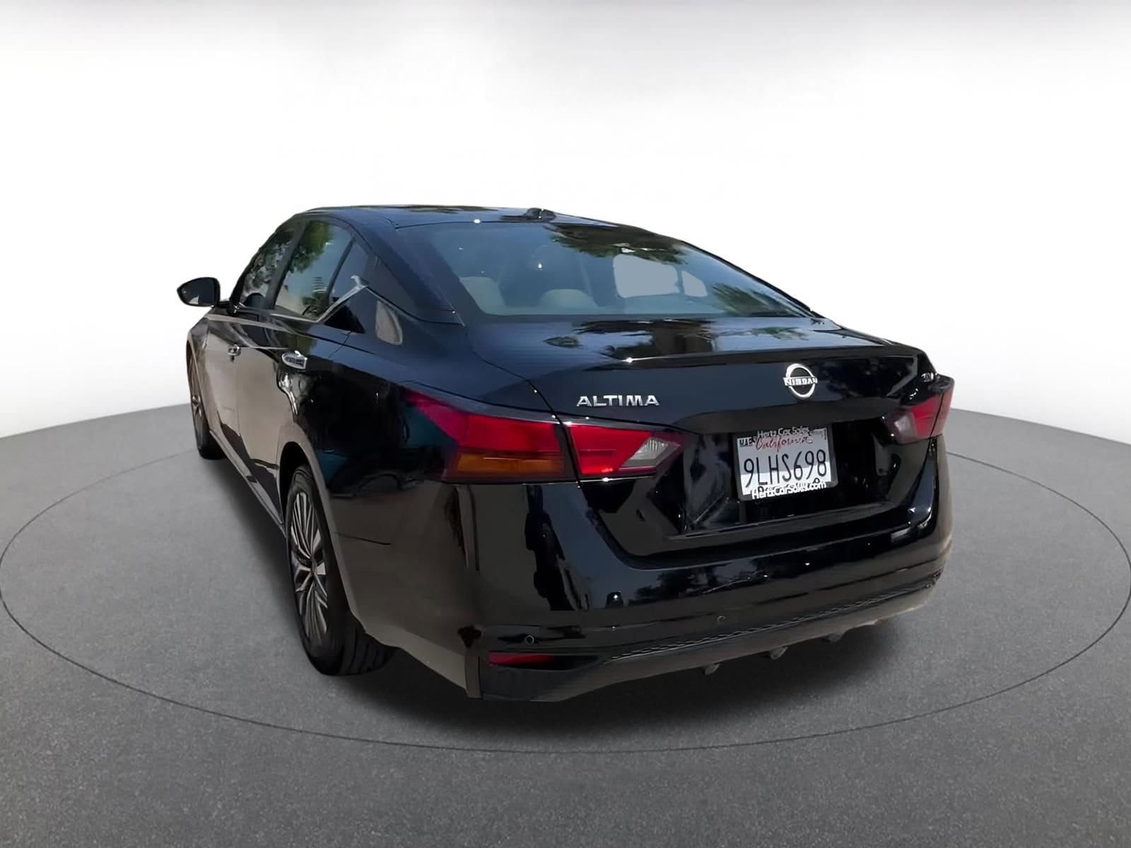 Thumbnail: 2024 Nissan Altima - 11