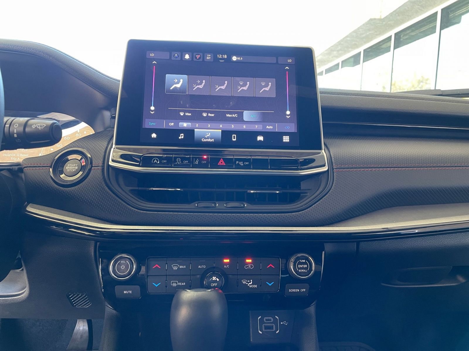 Thumbnail: 2025 Jeep Compass - 20