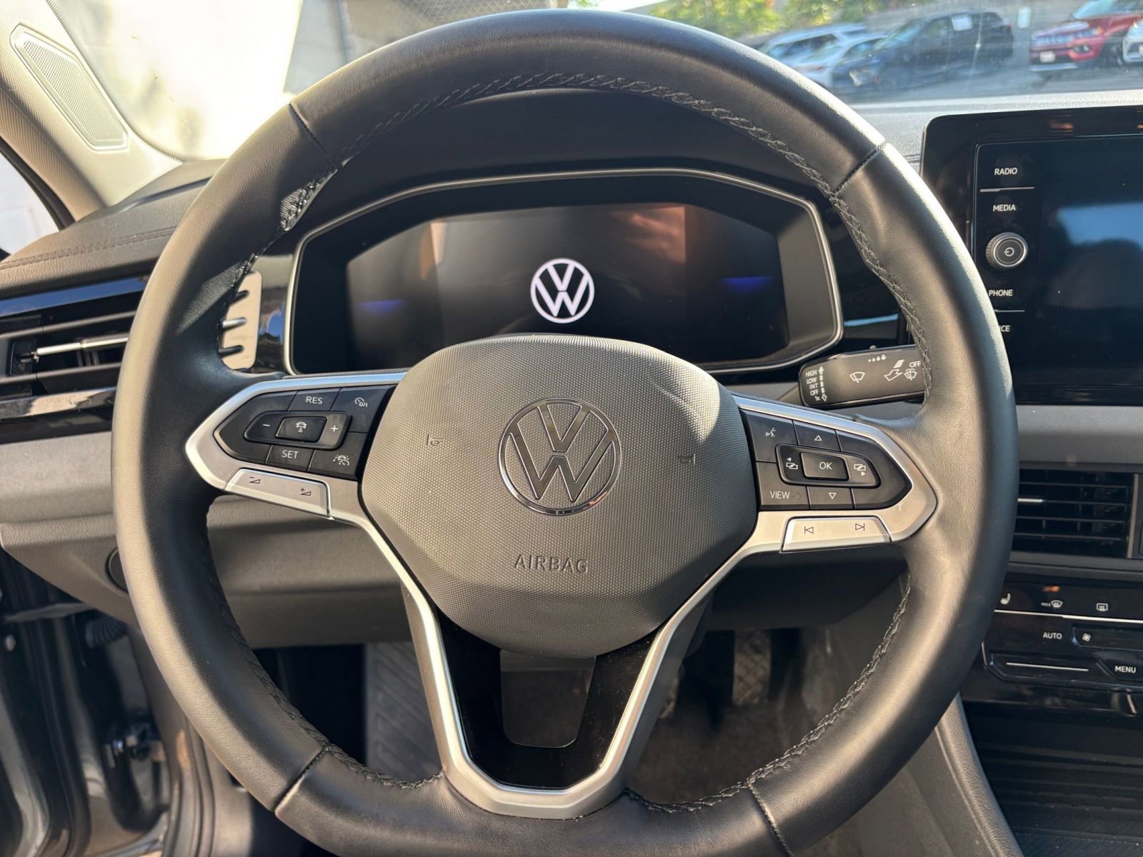 Thumbnail: 2025 Volkswagen Jetta - 28