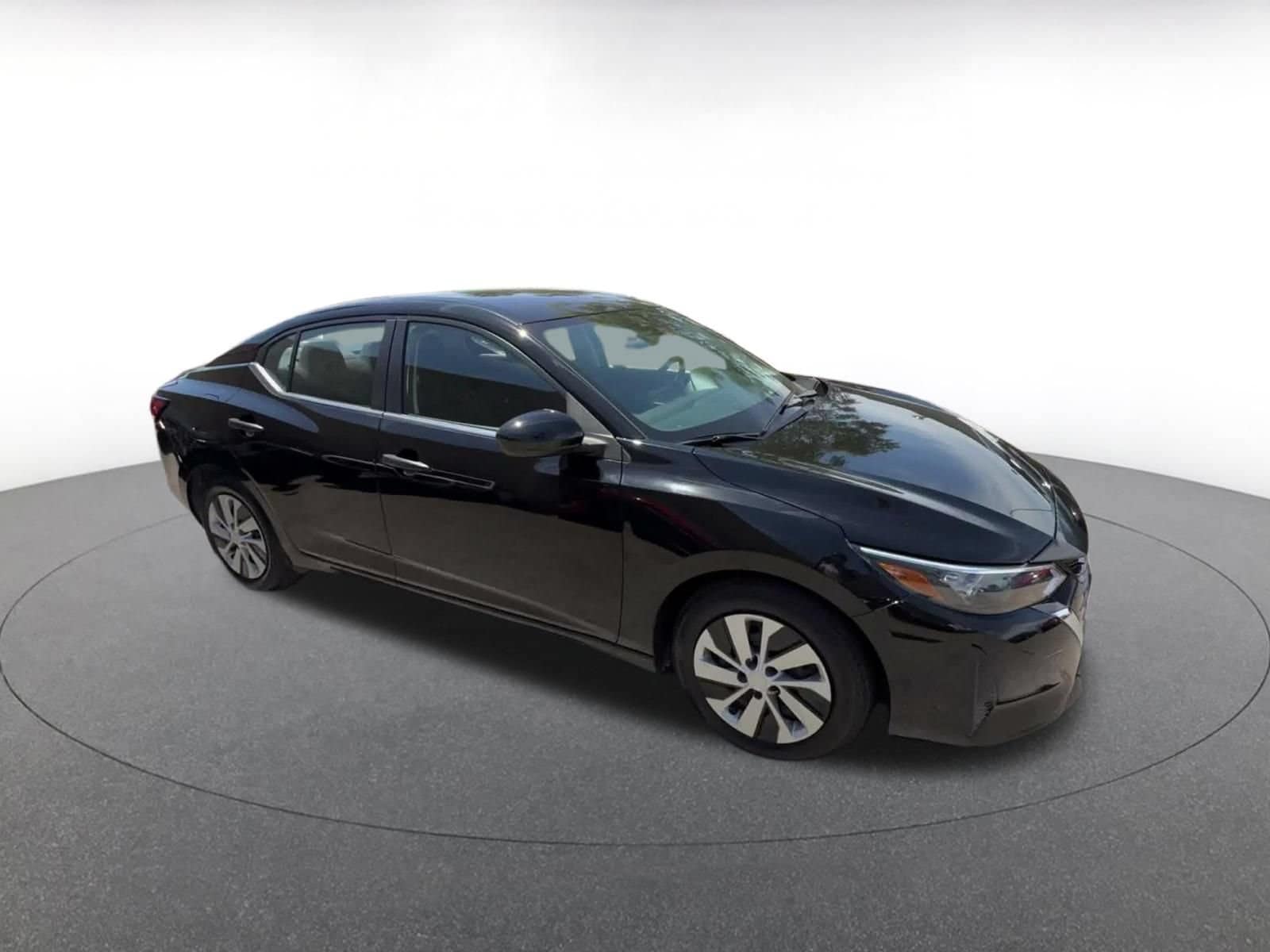 Thumbnail: 2025 Nissan Sentra - 2