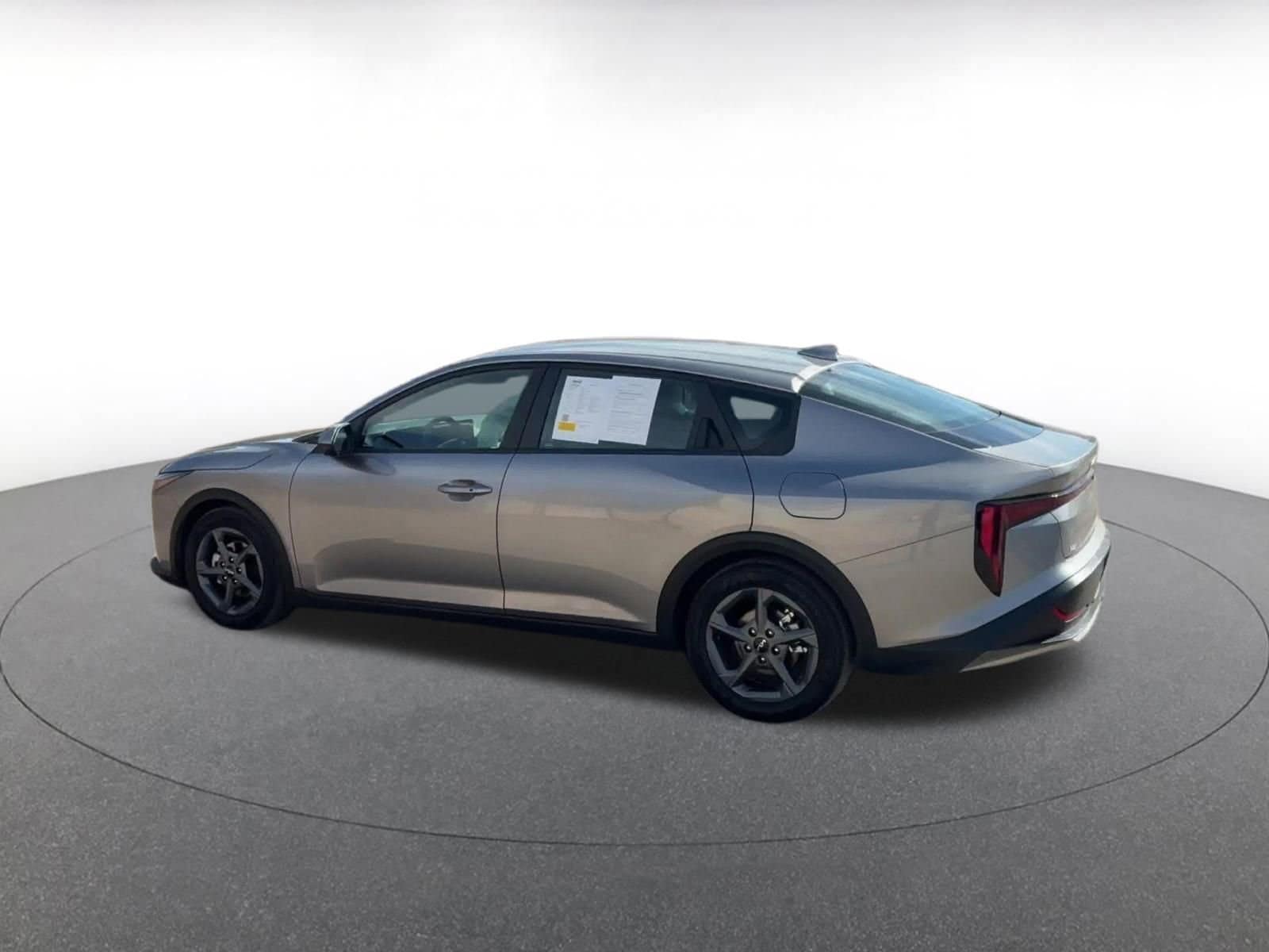 Thumbnail: 2025 Kia K4 - 10