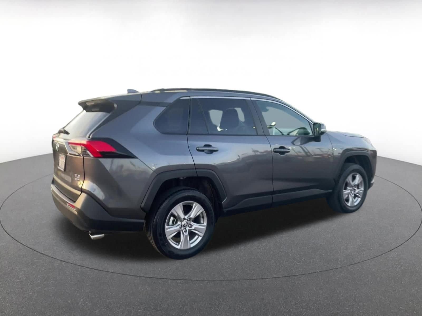 Thumbnail: 2025 Toyota RAV4 - 15