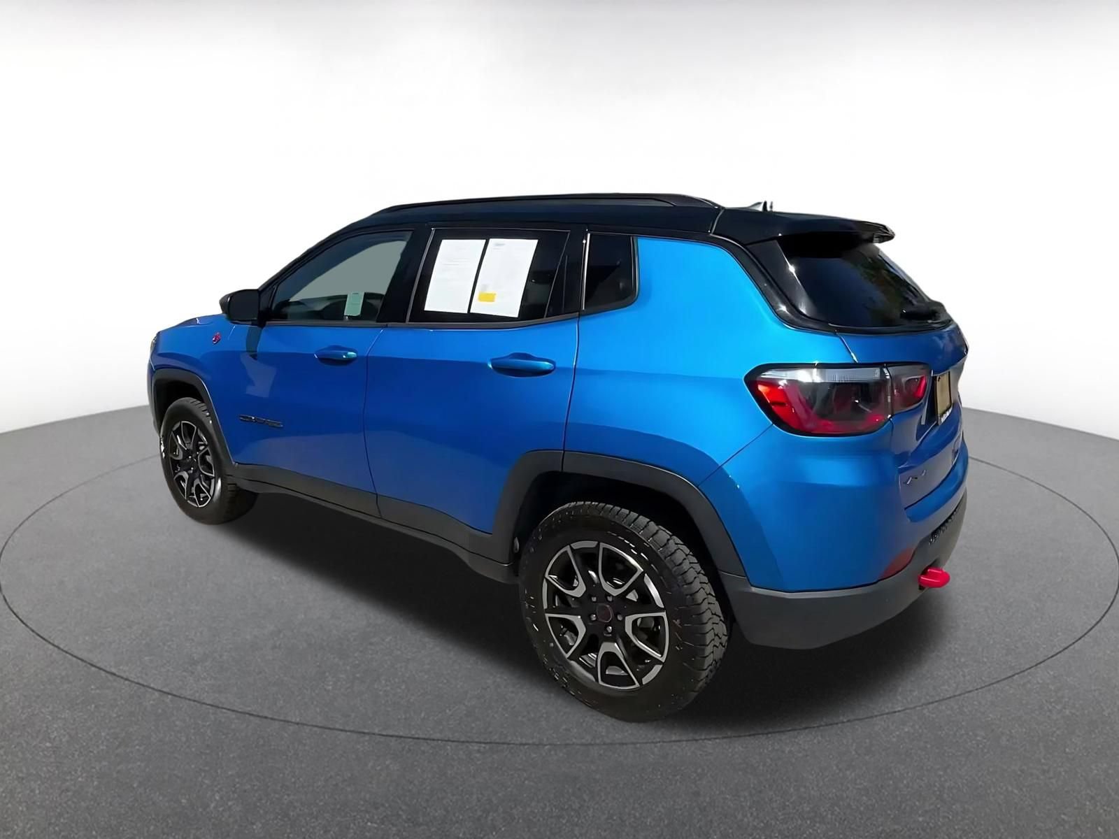 Thumbnail: 2025 Jeep Compass - 9