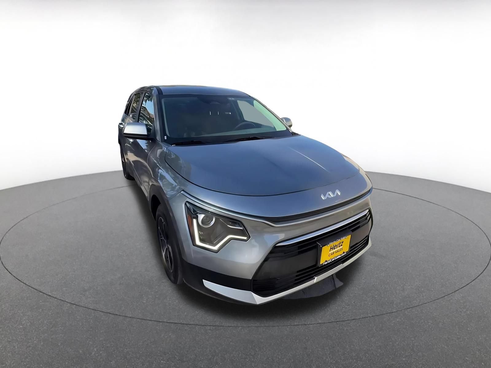 Thumbnail: 2026 Kia Niro - 3