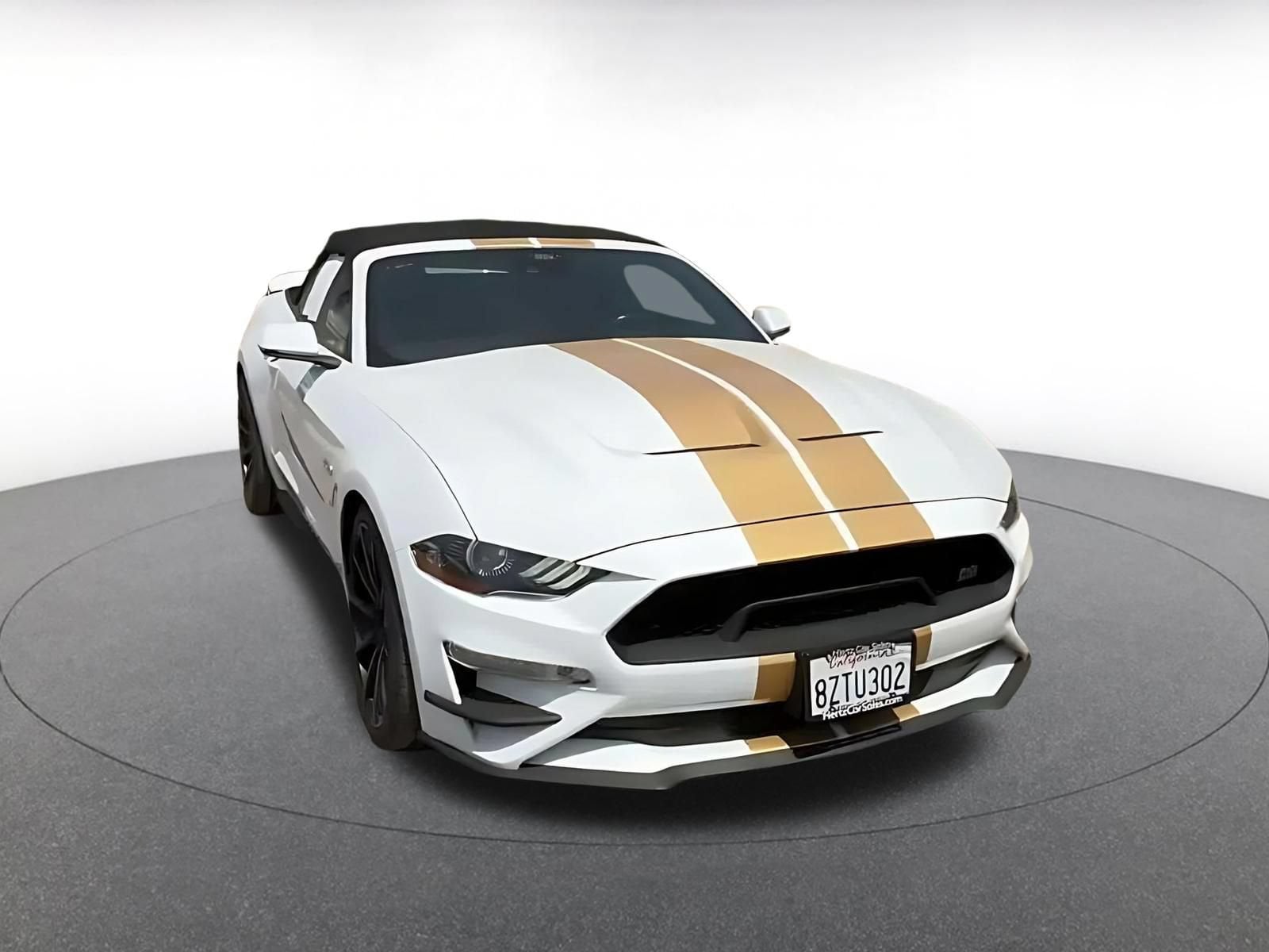 Thumbnail: 2022 Ford Mustang - 3