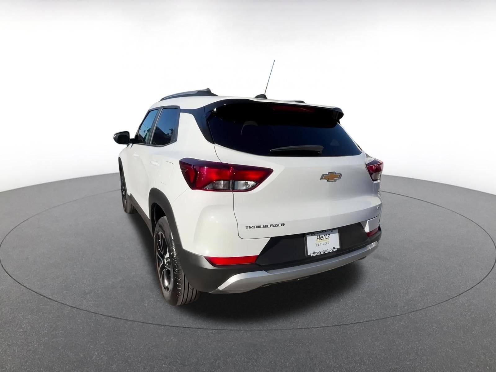 Thumbnail: 2025 Chevrolet TrailBlazer - 11