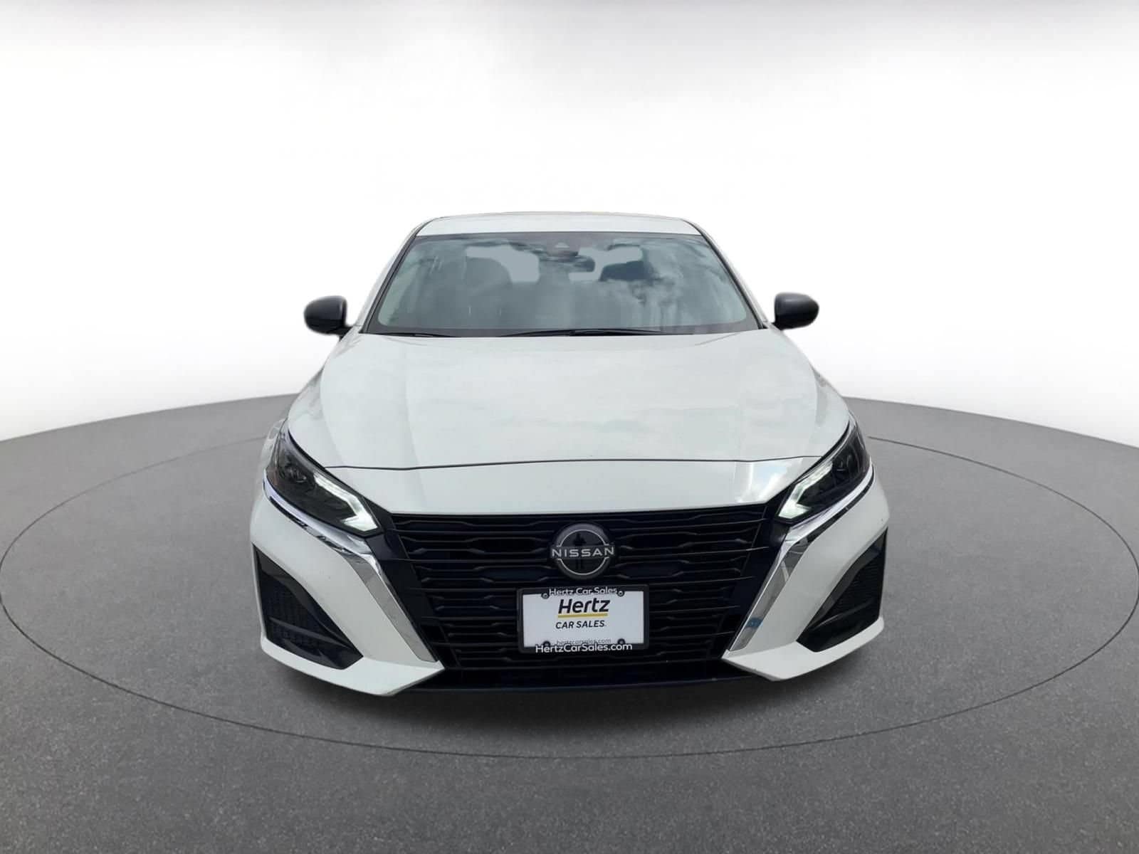 Thumbnail: 2025 Nissan Altima - 4