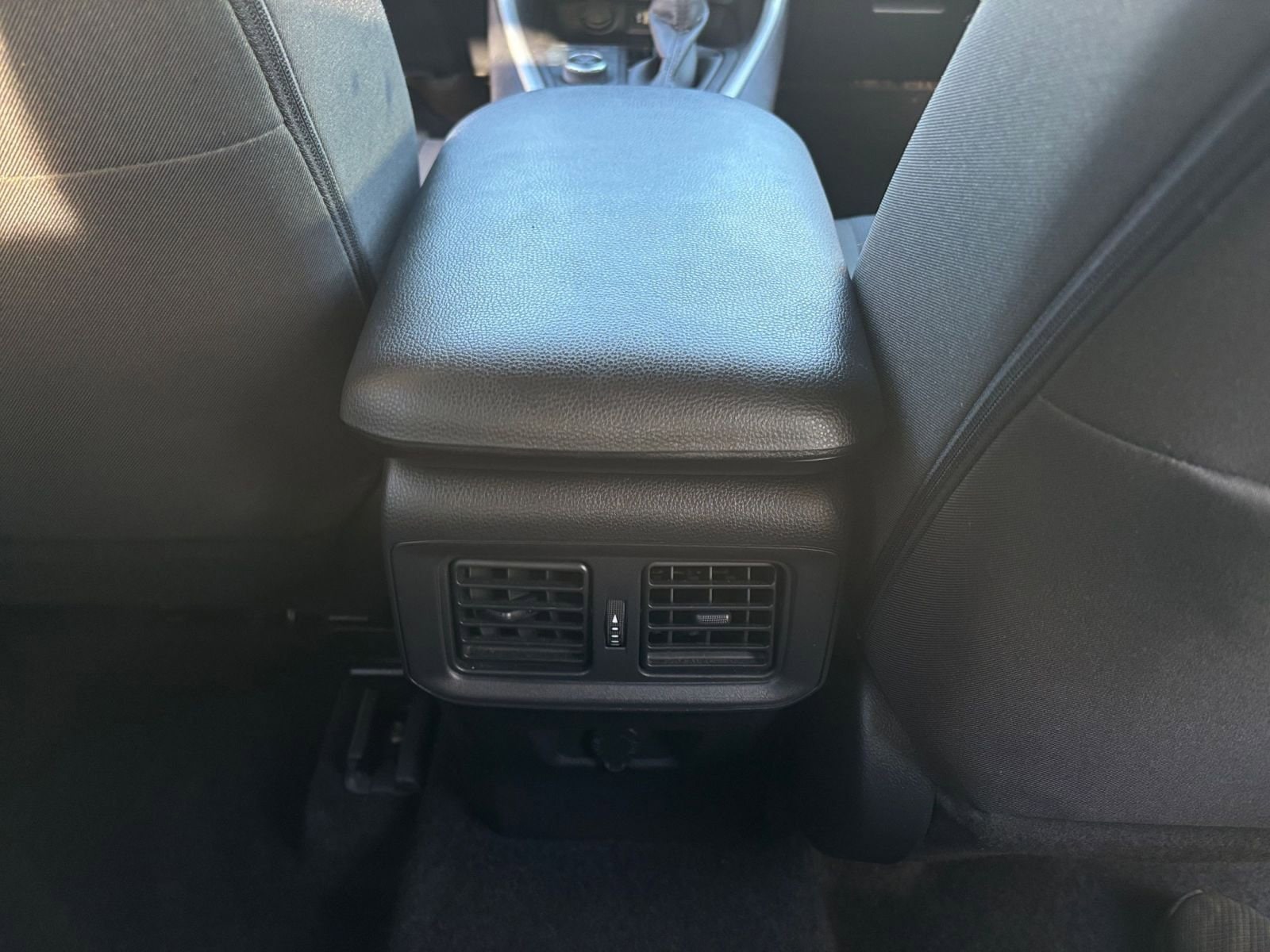 Thumbnail: 2025 Toyota RAV4 - 24