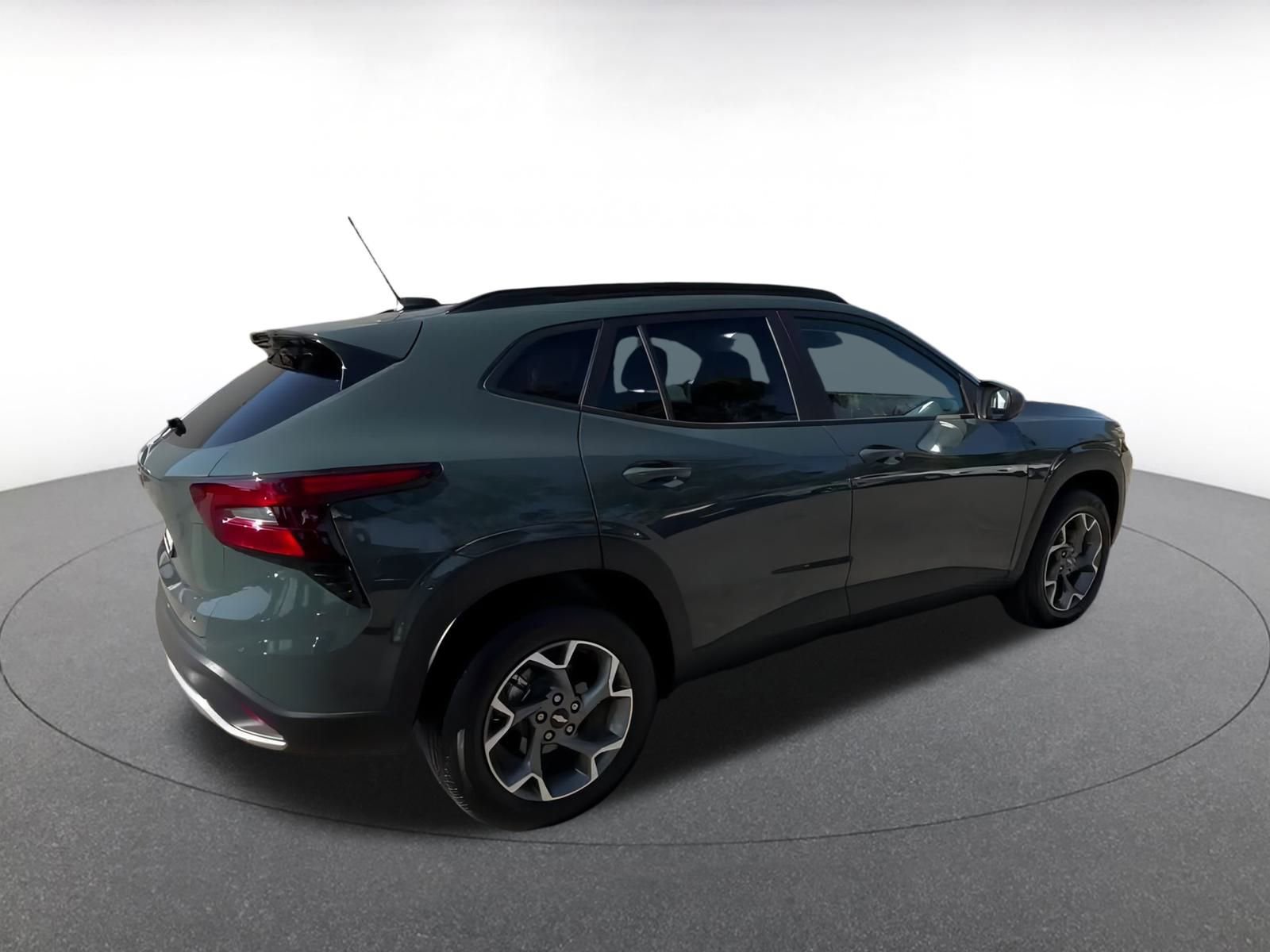 Thumbnail: 2025 Chevrolet Trax - 14