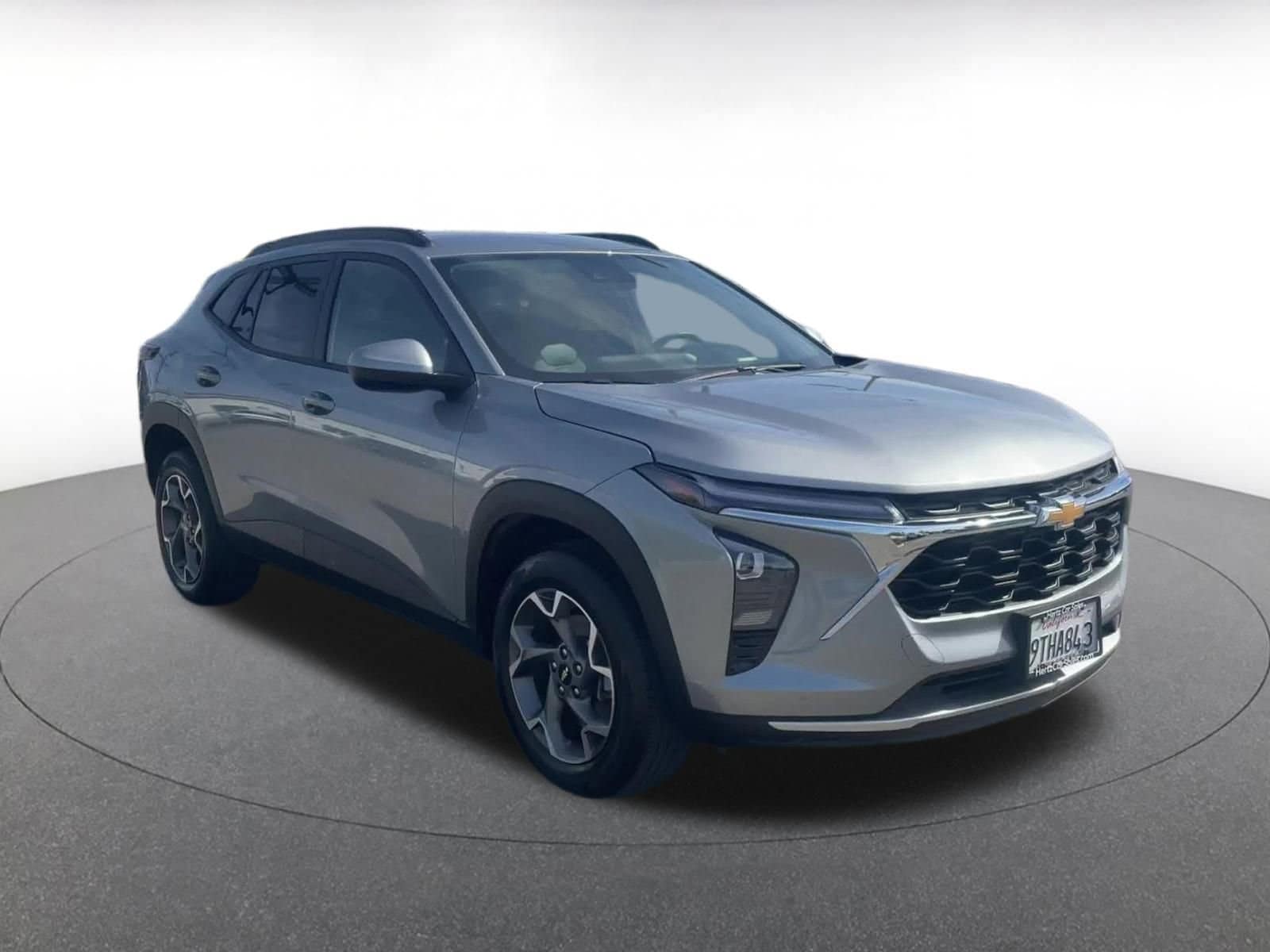 Thumbnail: 2025 Chevrolet Trax - 2