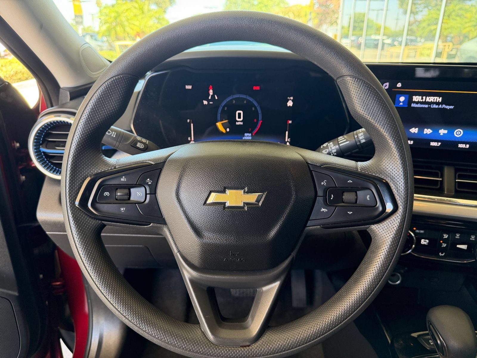 Thumbnail: 2025 Chevrolet Trax - 26