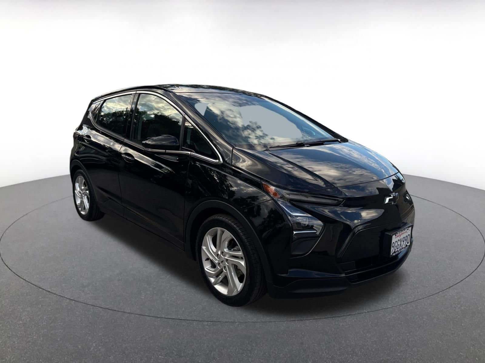 Thumbnail: 2023 Chevrolet Bolt EV - 1