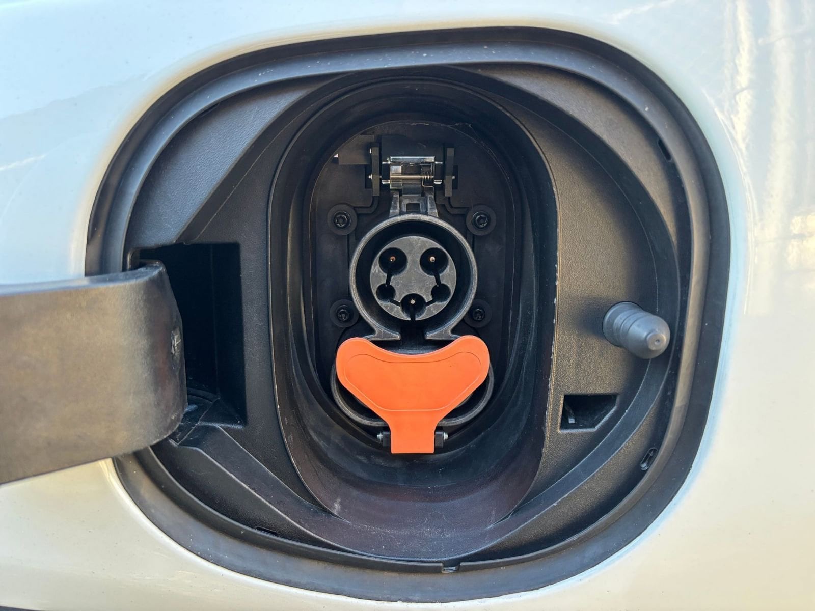 Thumbnail: 2023 Chevrolet Bolt EV - 23