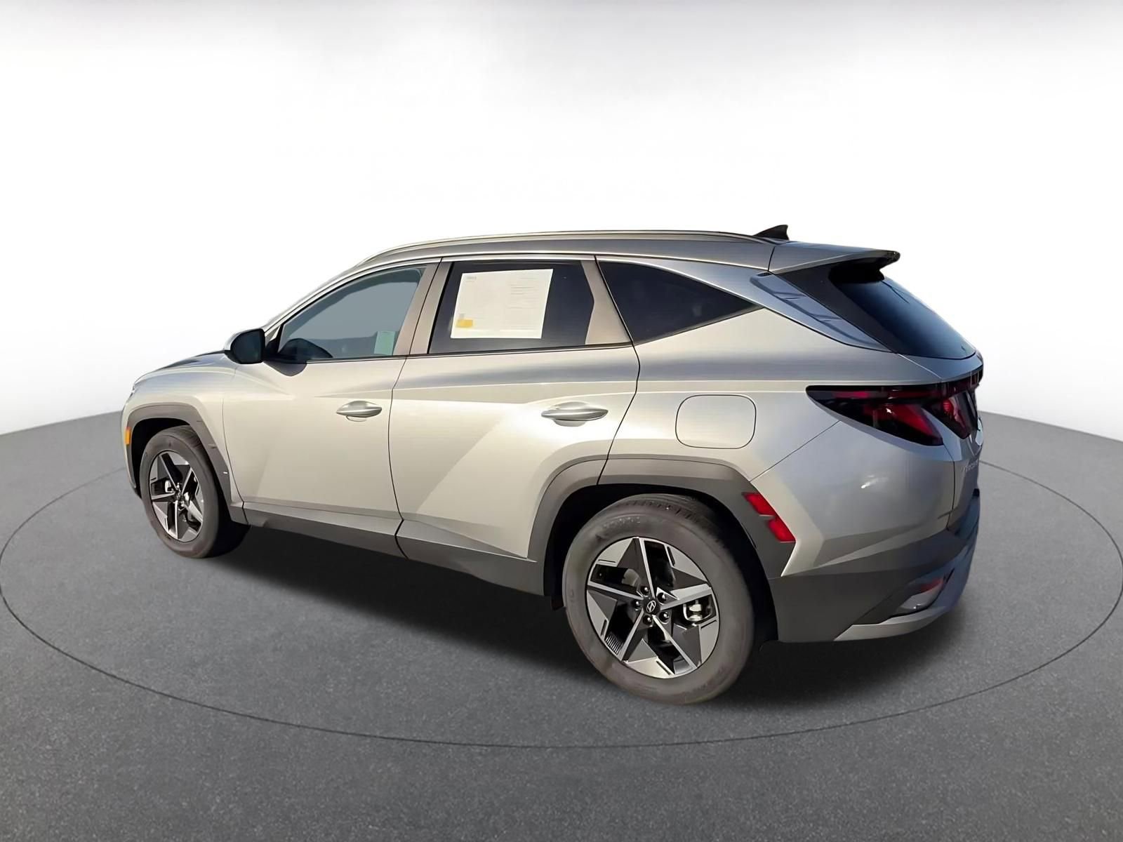 Thumbnail: 2025 Hyundai Tucson - 10