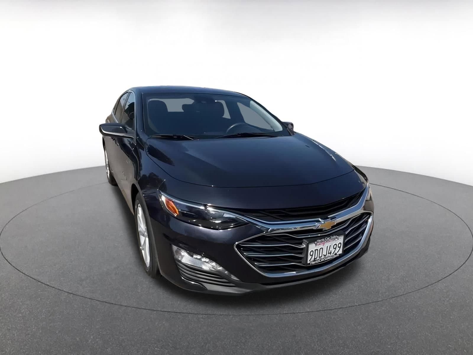 Thumbnail: 2023 Chevrolet Malibu - 4