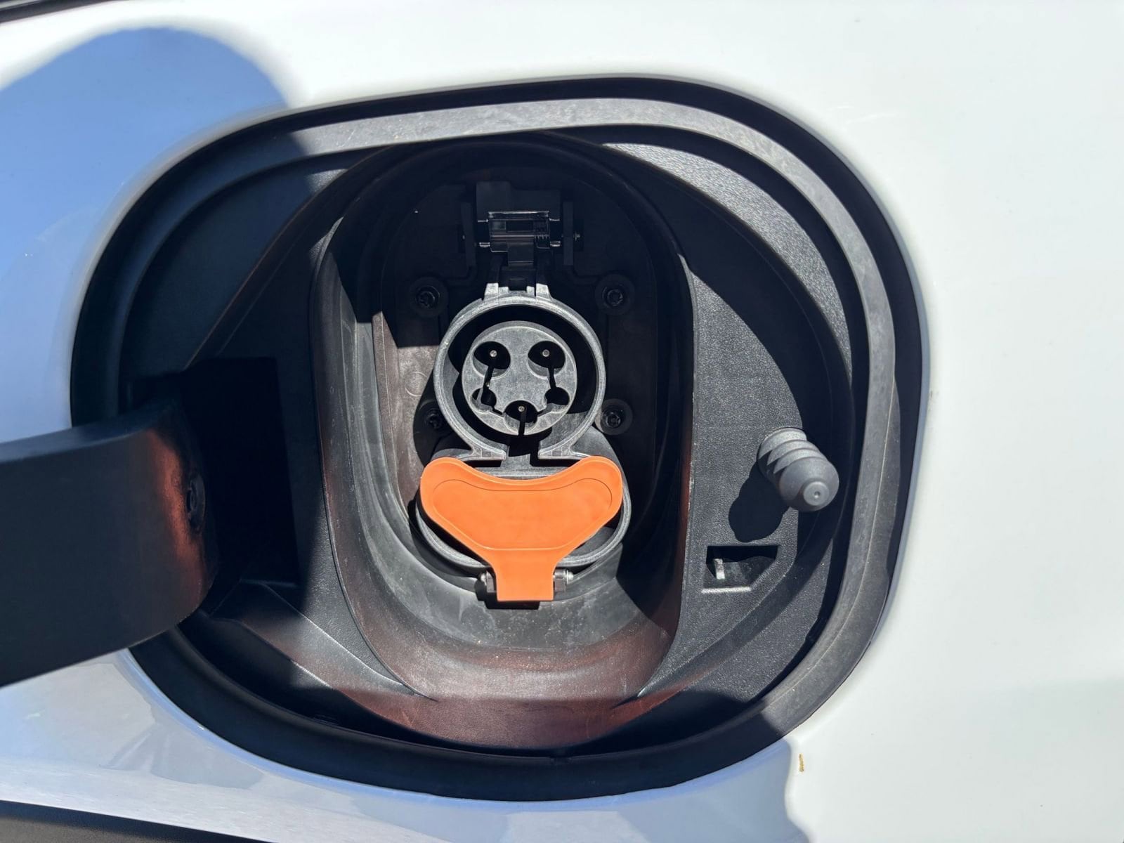 Thumbnail: 2023 Chevrolet Bolt EV - 23