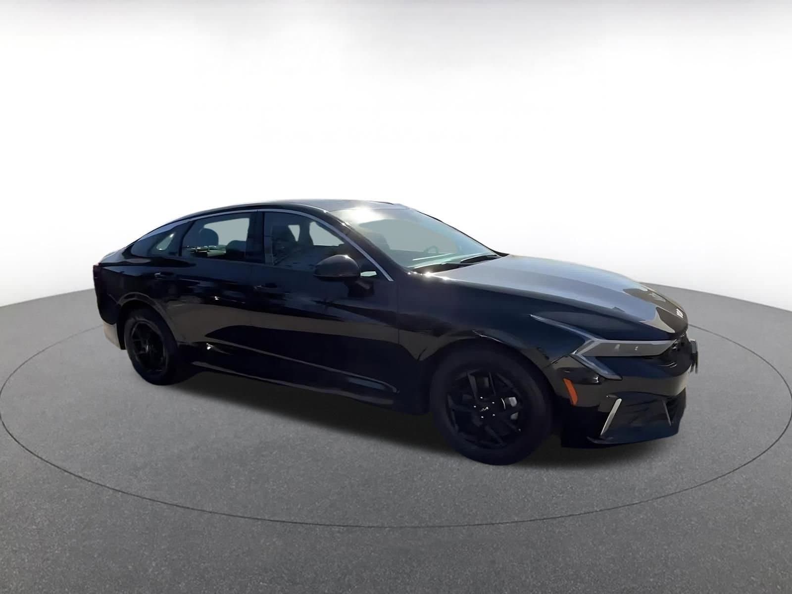 Thumbnail: 2025 Kia K5 - 2