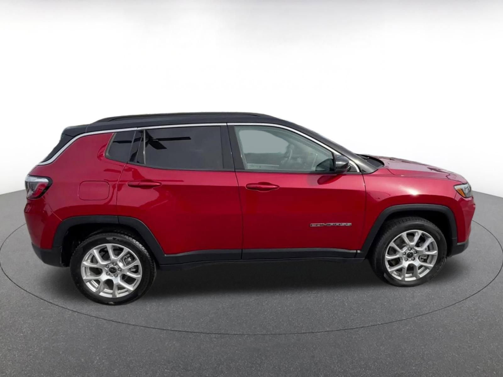 Thumbnail: 2025 Jeep Compass - 16