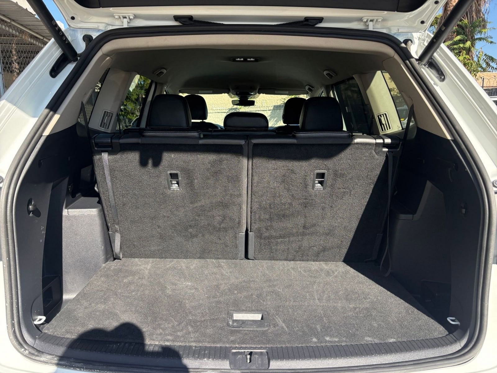 Thumbnail: 2025 Volkswagen Atlas - 32