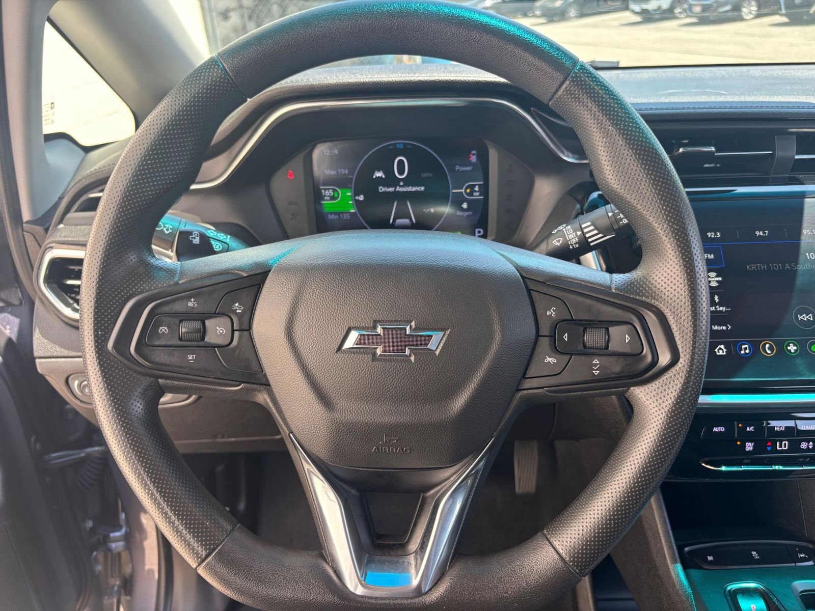 Thumbnail: 2023 Chevrolet Bolt EV - 32