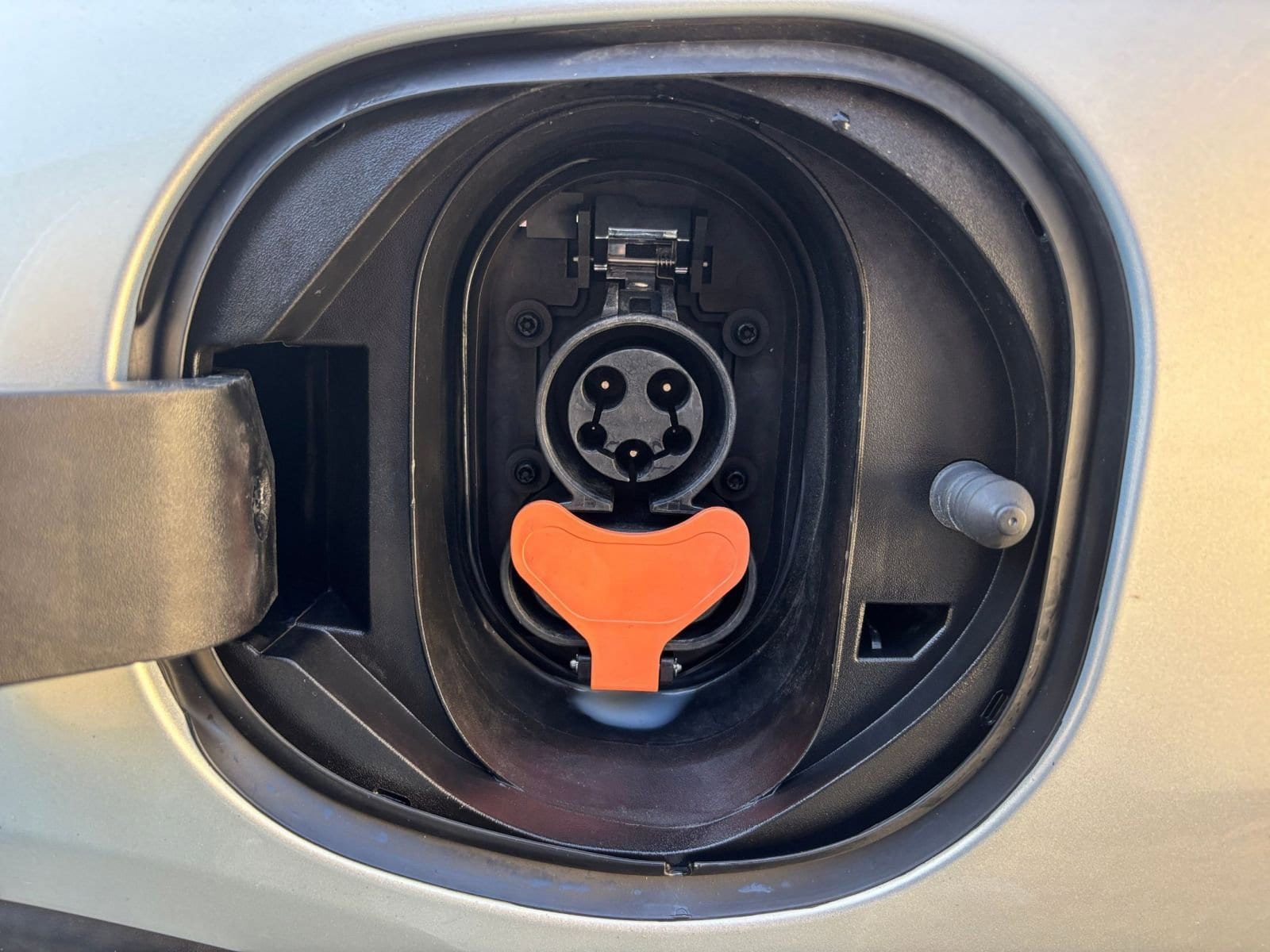 Thumbnail: 2023 Chevrolet Bolt EV - 23