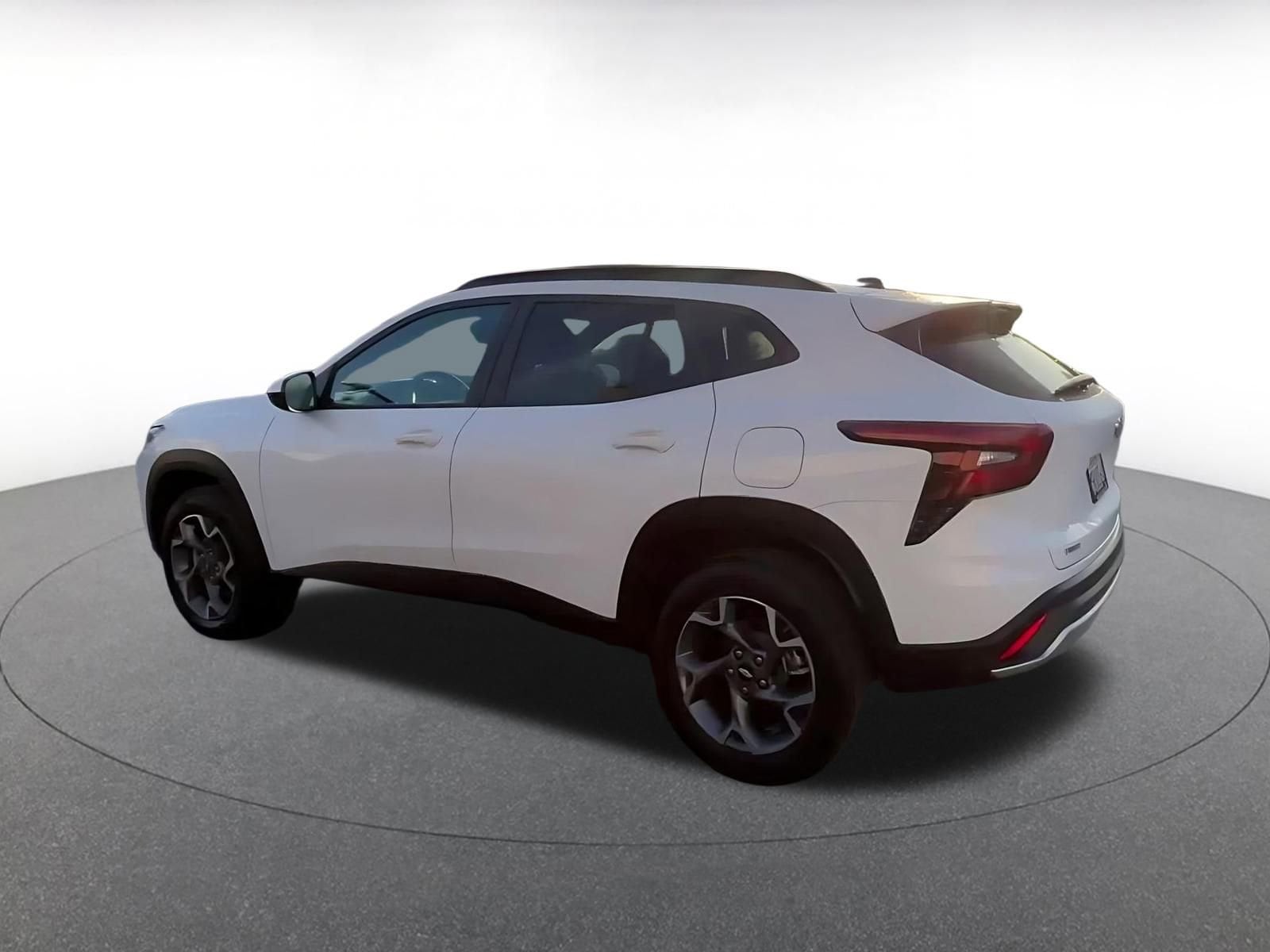 Thumbnail: 2025 Chevrolet Trax - 10