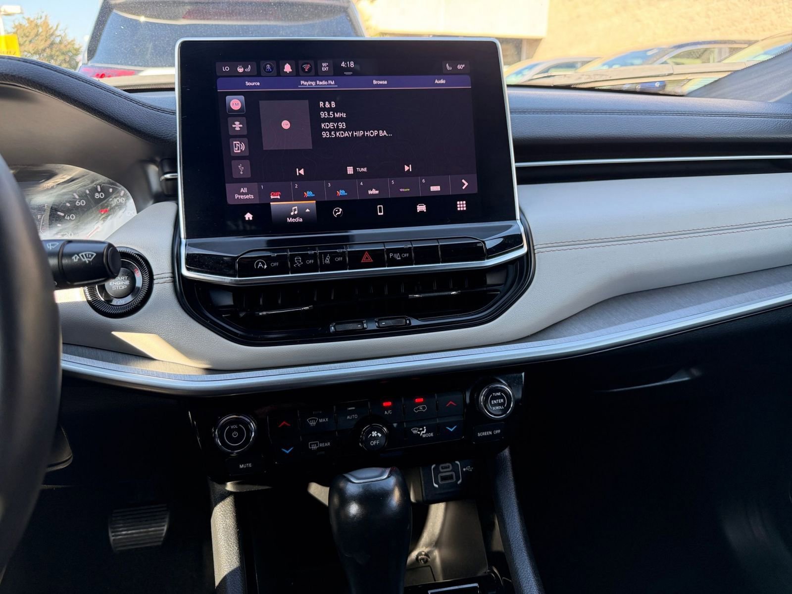 Thumbnail: 2025 Jeep Compass - 17