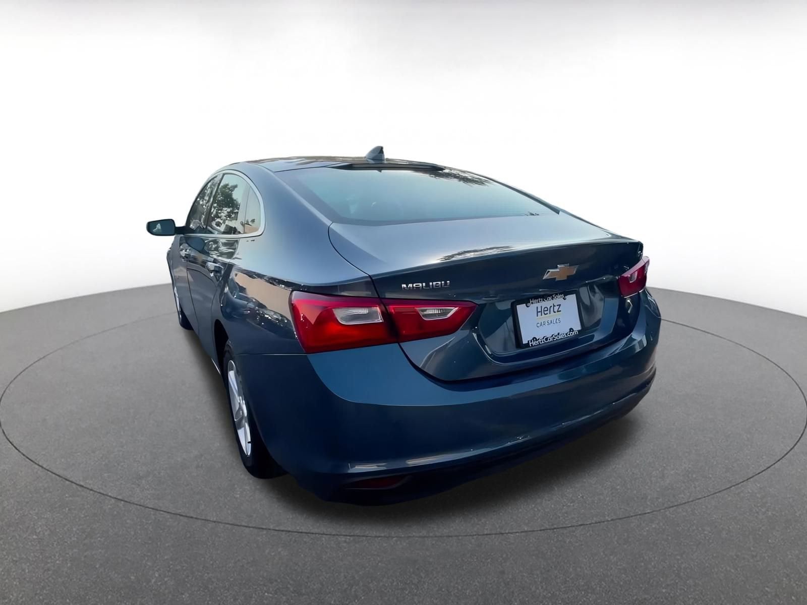 Thumbnail: 2024 Chevrolet Malibu - 11