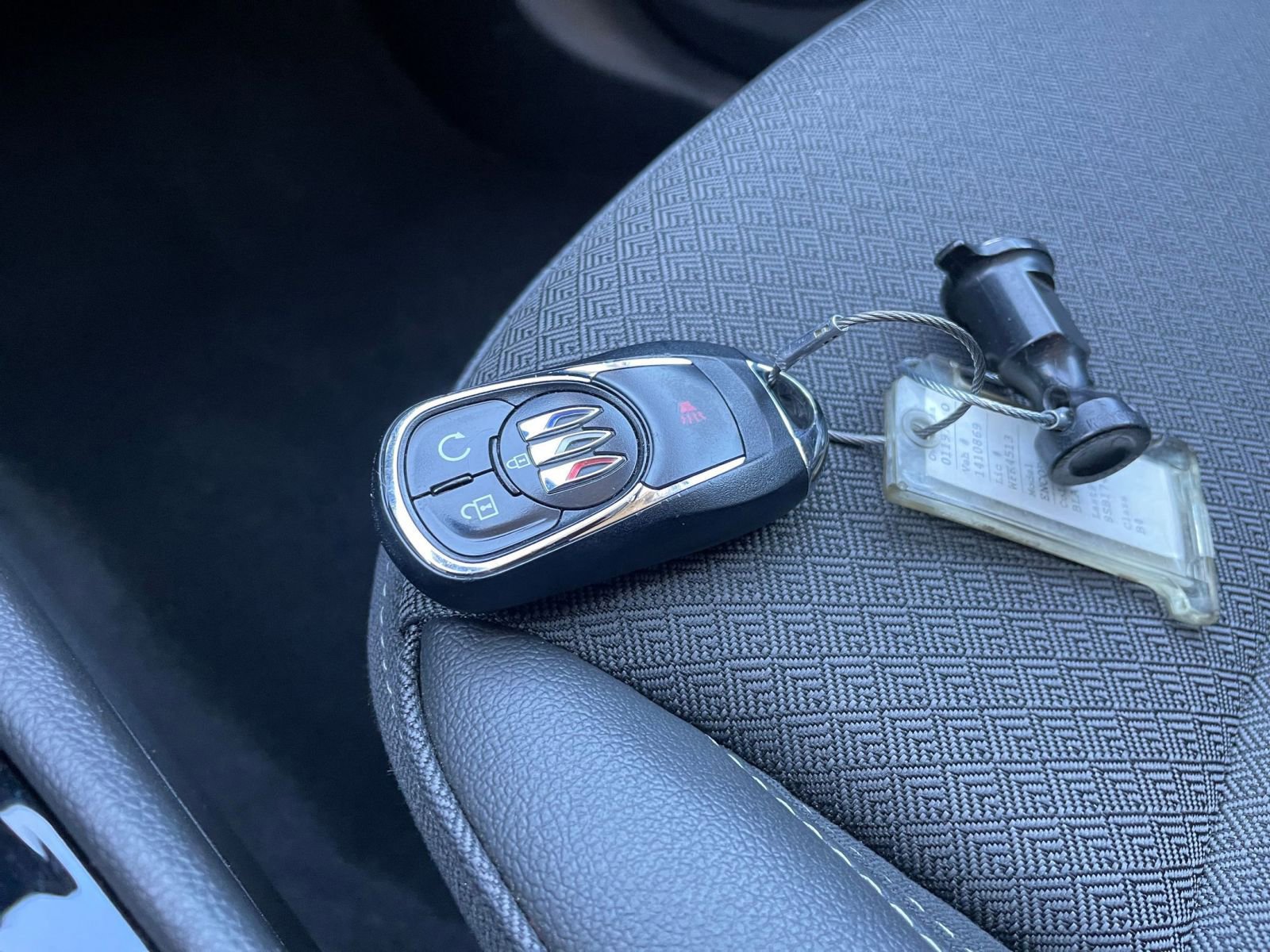 Thumbnail: 2025 Buick Encore GX - 21